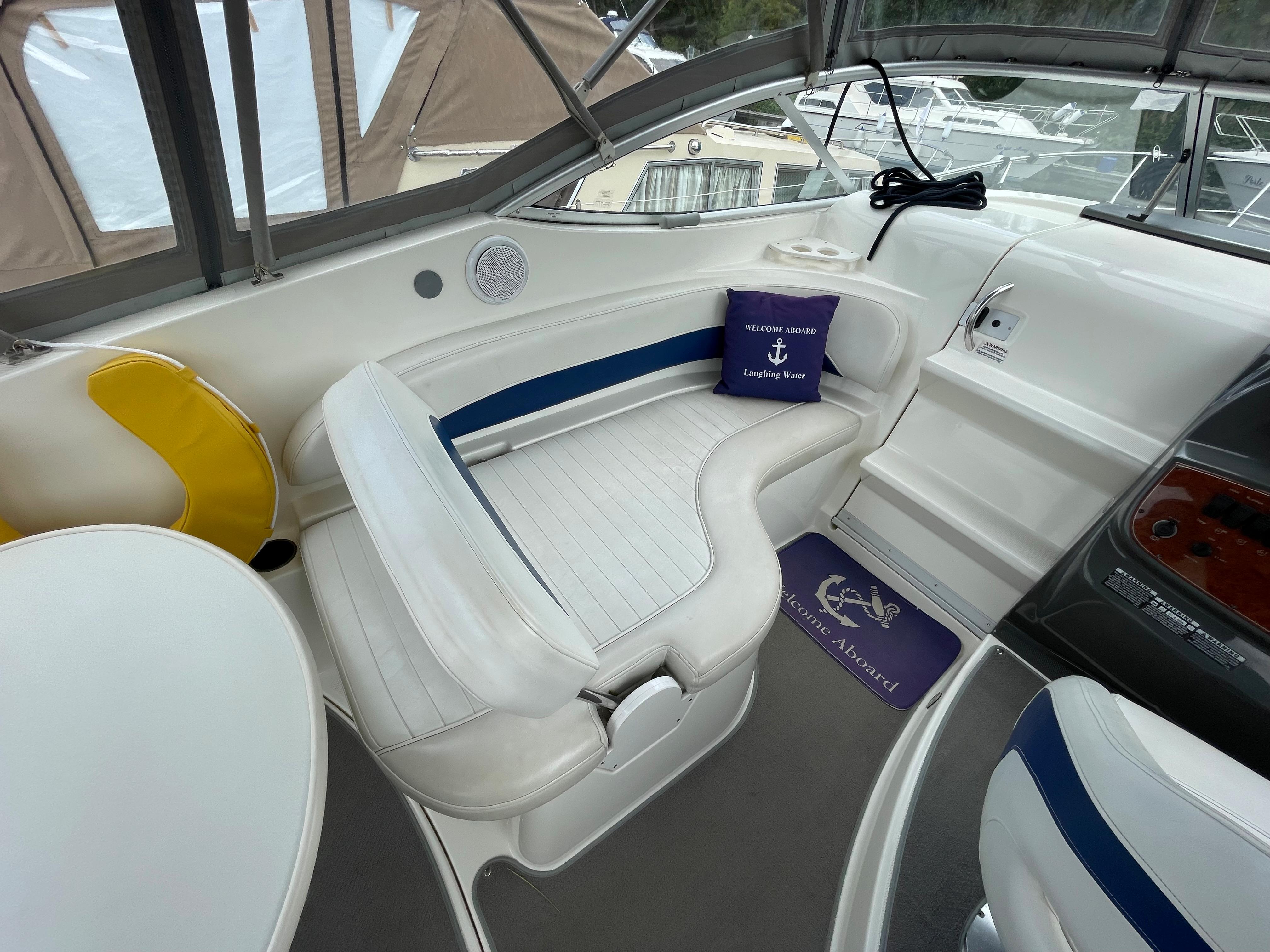 2005 Bayliner 265