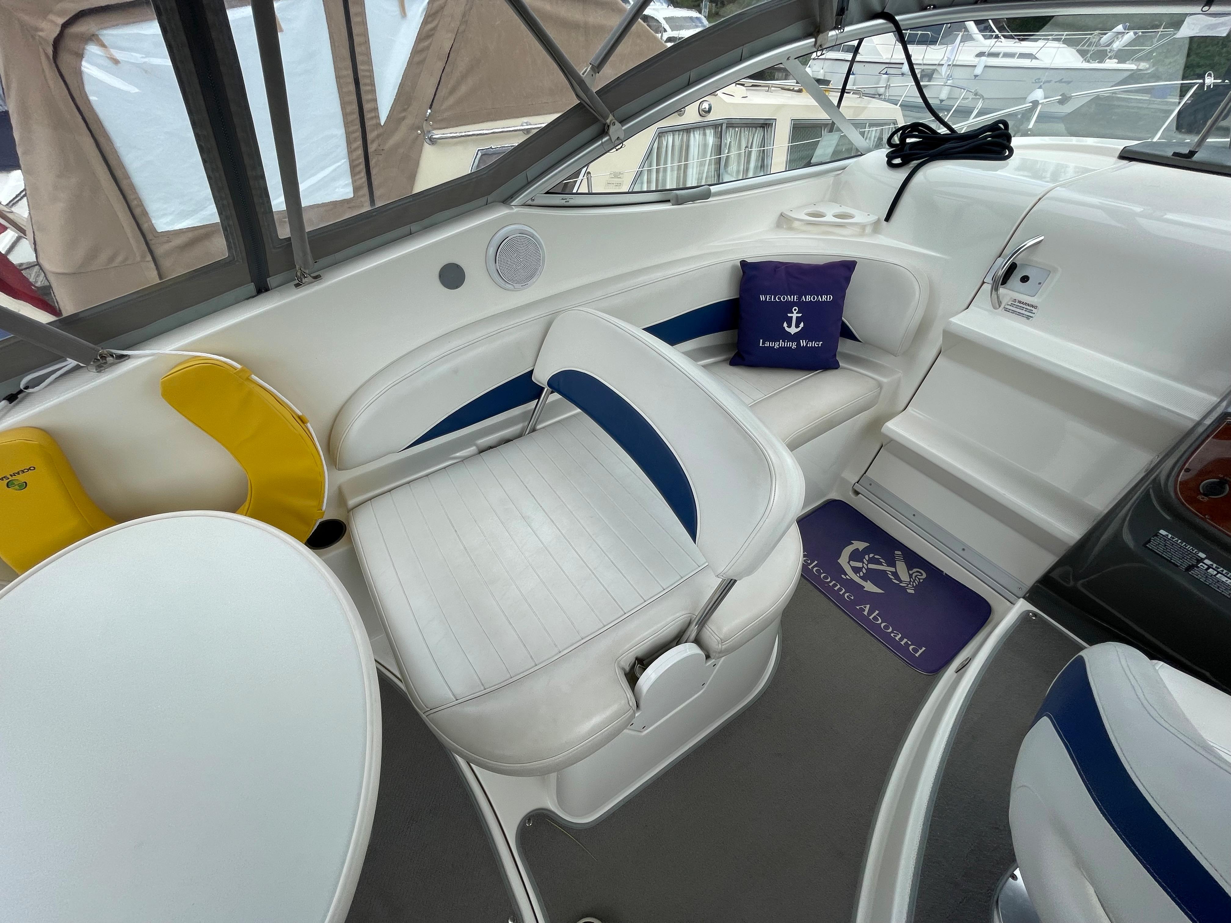 2005 Bayliner 265