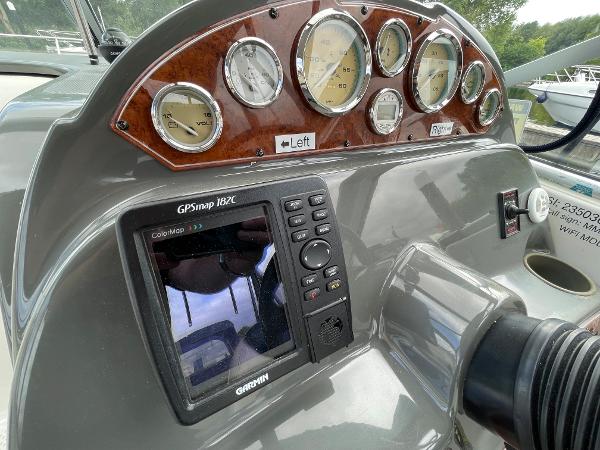 2005 Bayliner 265