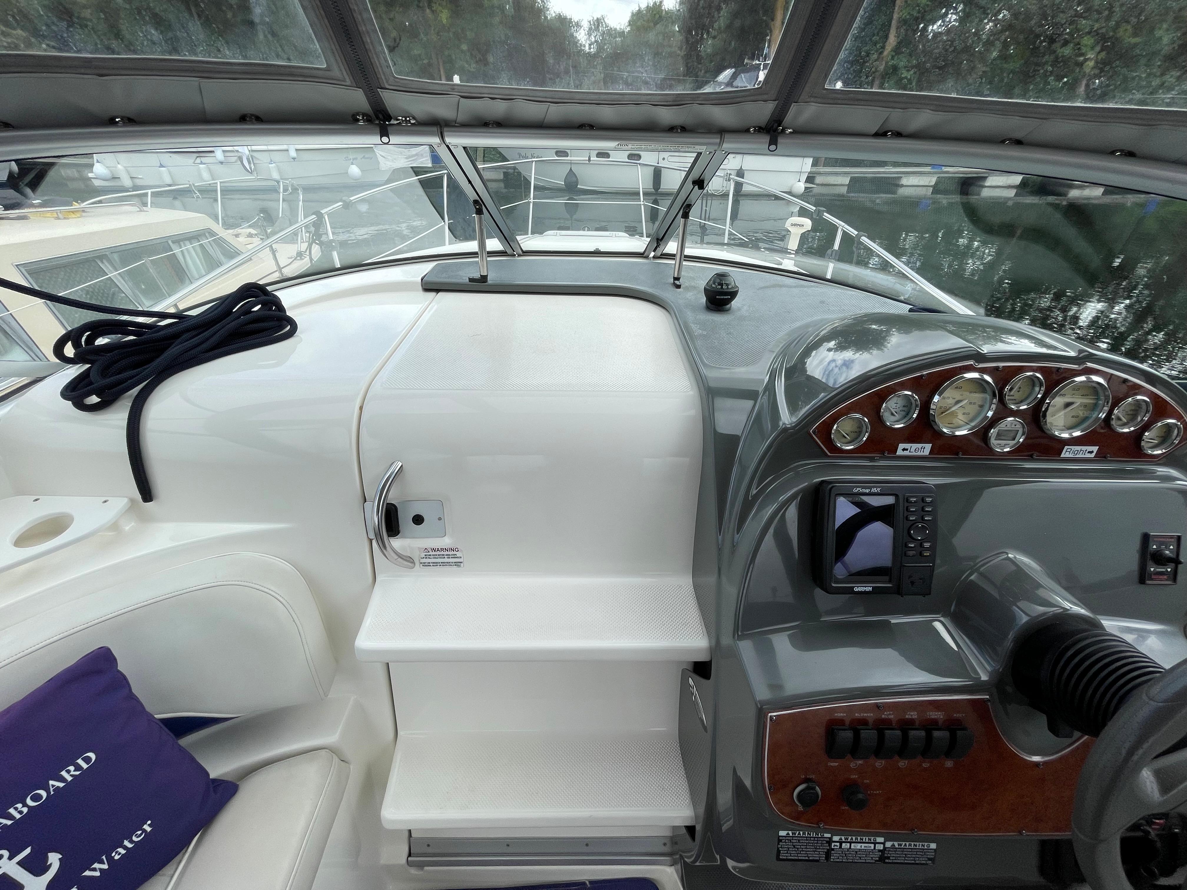 2005 Bayliner 265