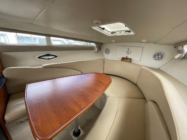 2005 Bayliner 265