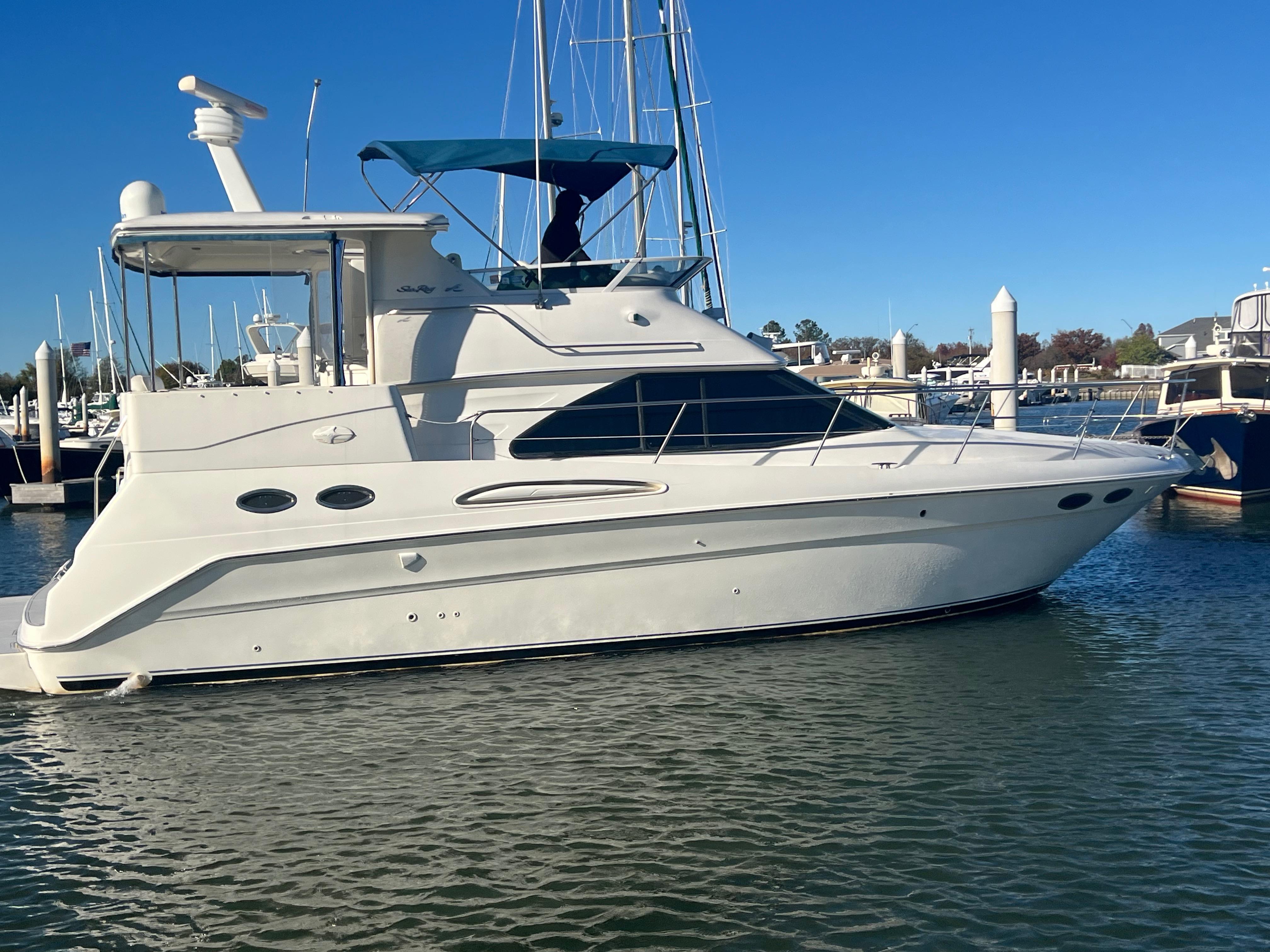 2001 Sea Ray 380 Aft Cabin