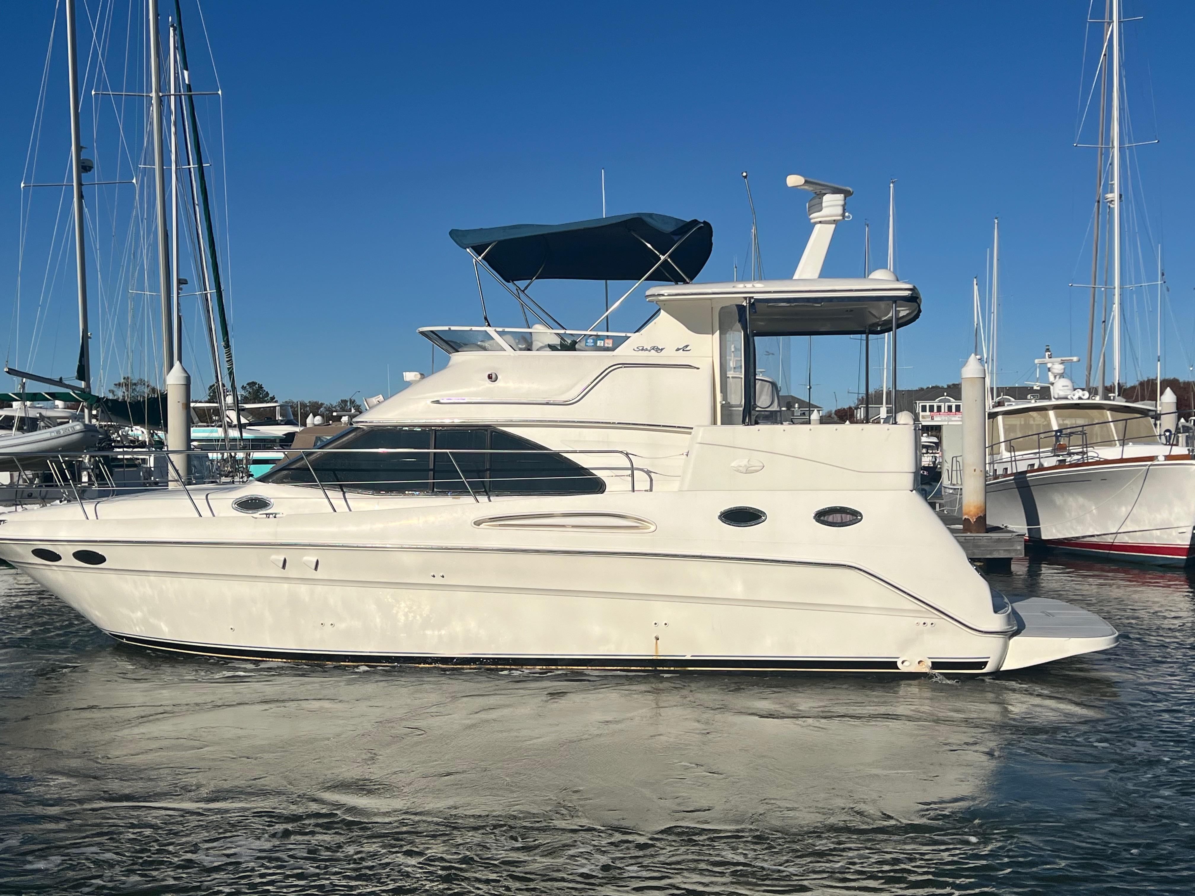 2001 Sea Ray 380 Aft Cabin