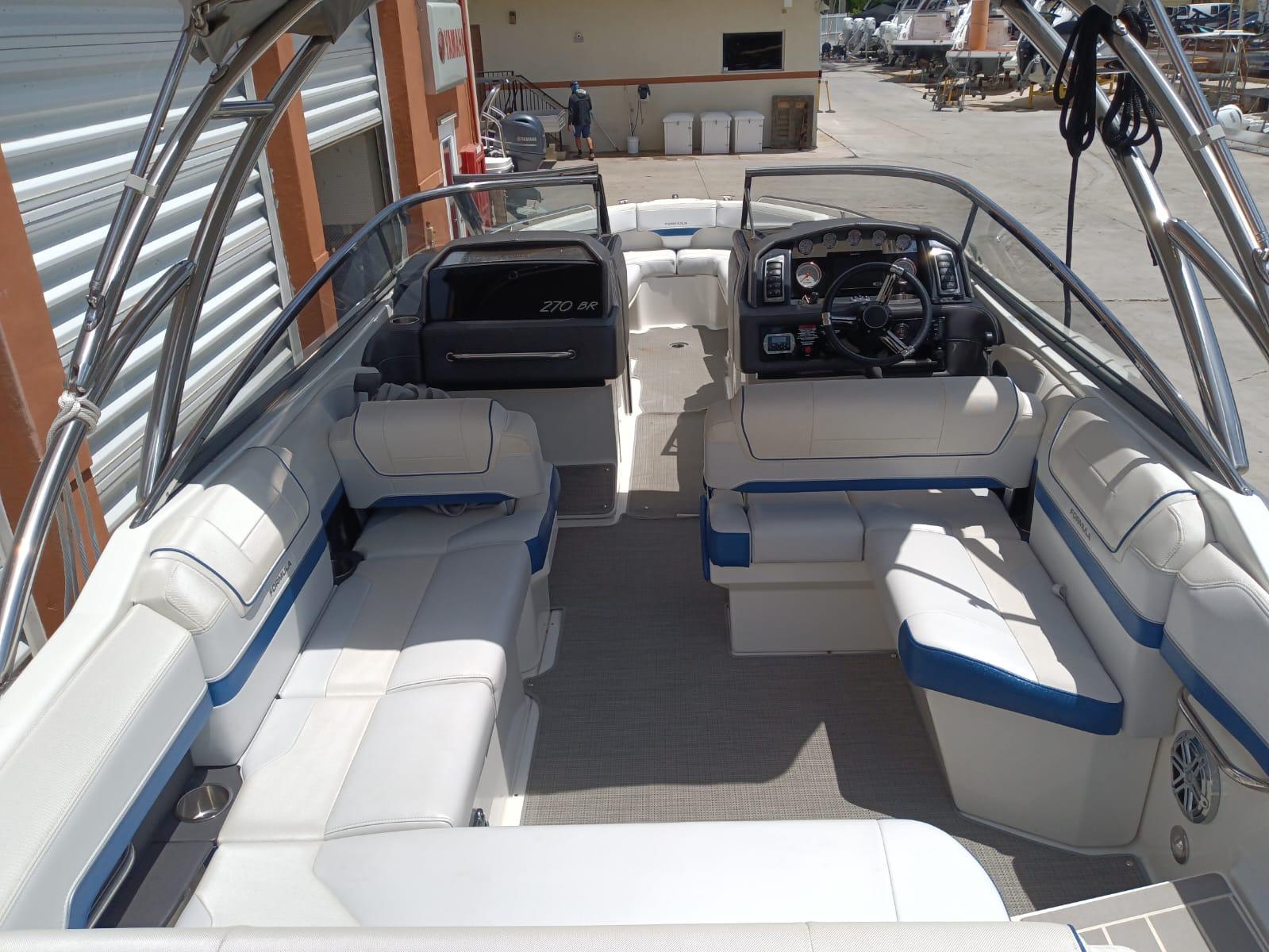 2019 Formula 270 Bowrider - South Jersey Yacht Sales