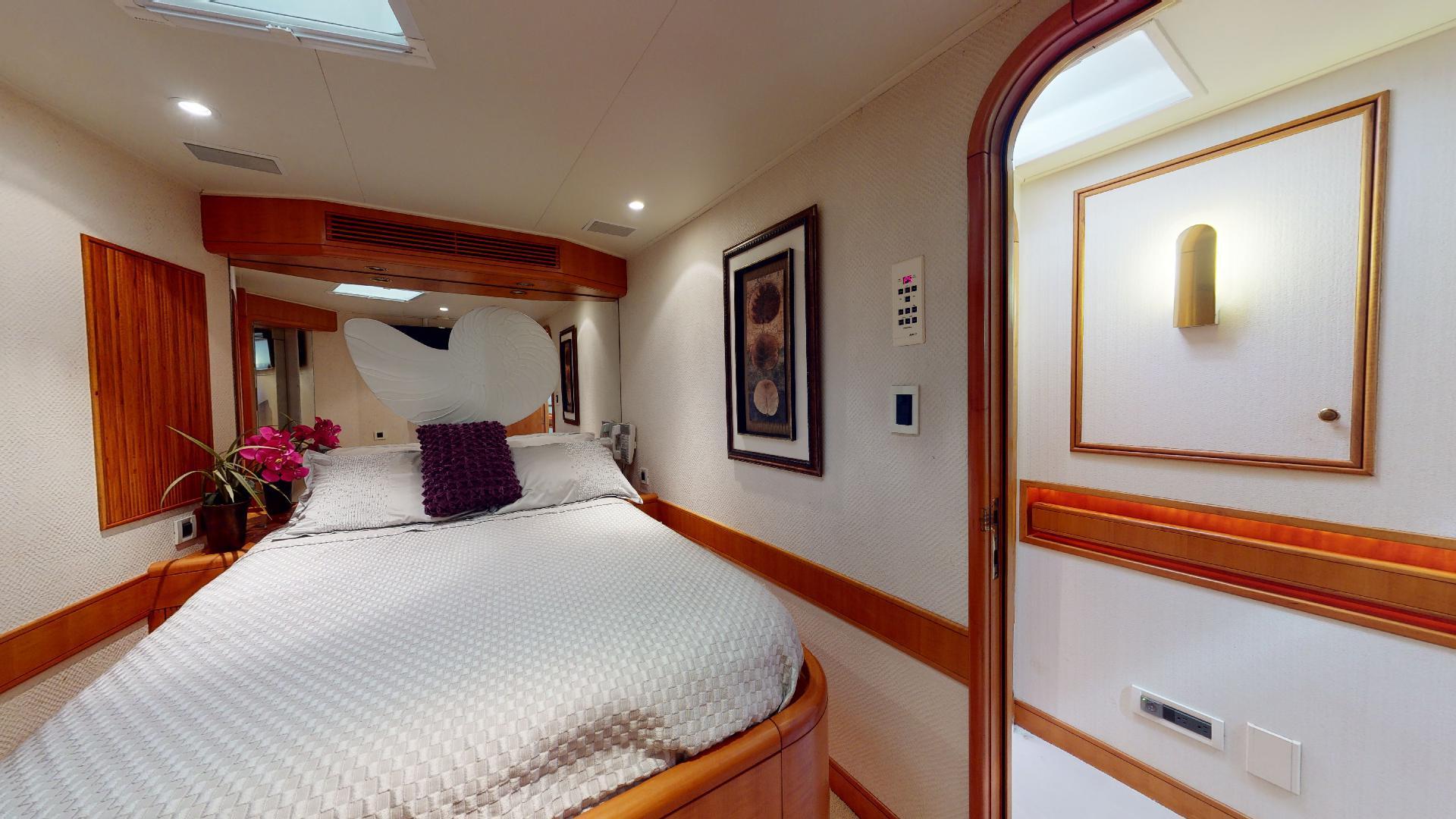 Trinity Yachts 72 - Clean Sweep - VIP Stateroom