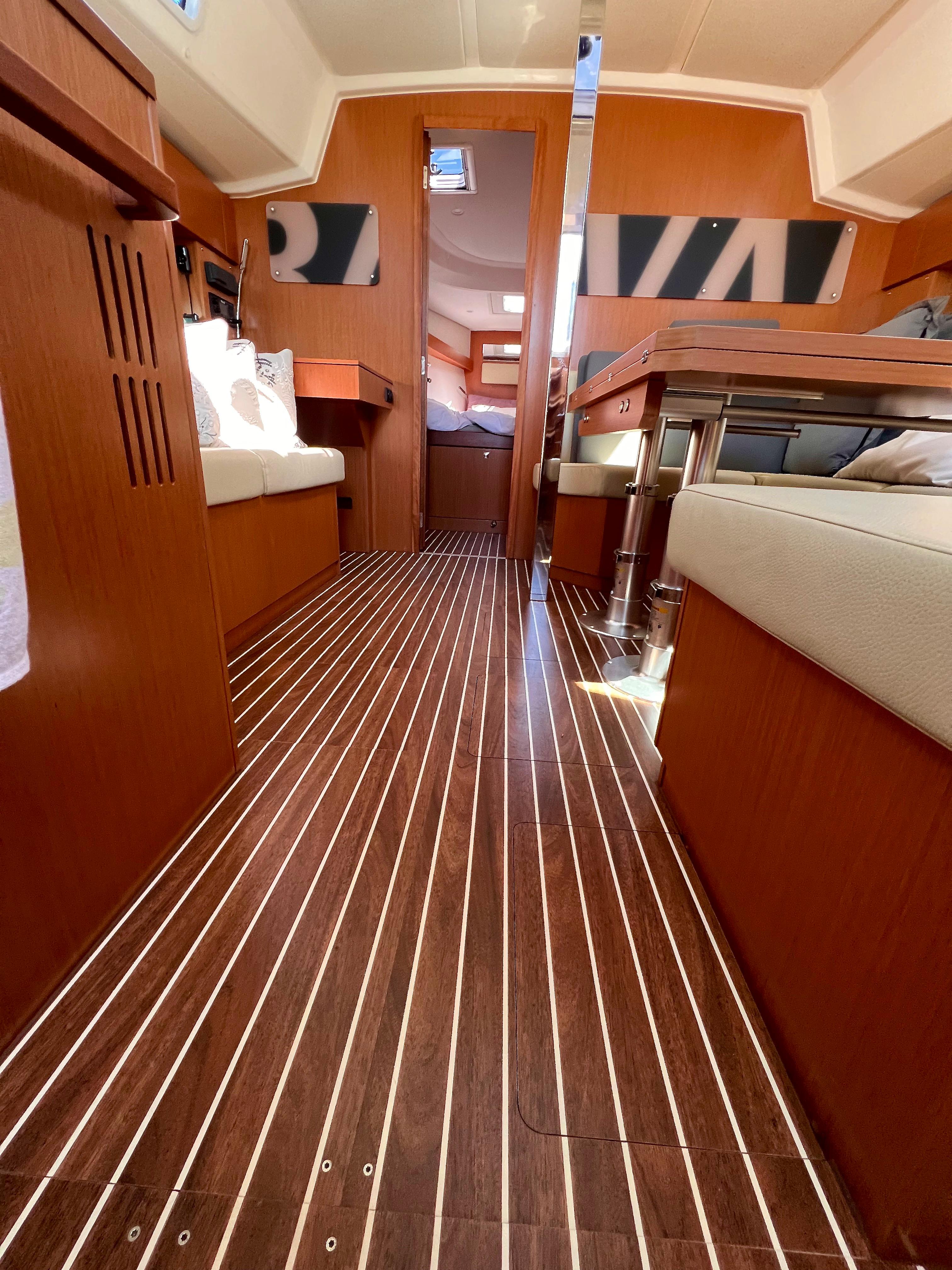Image [20] of 2021 Bavaria C42