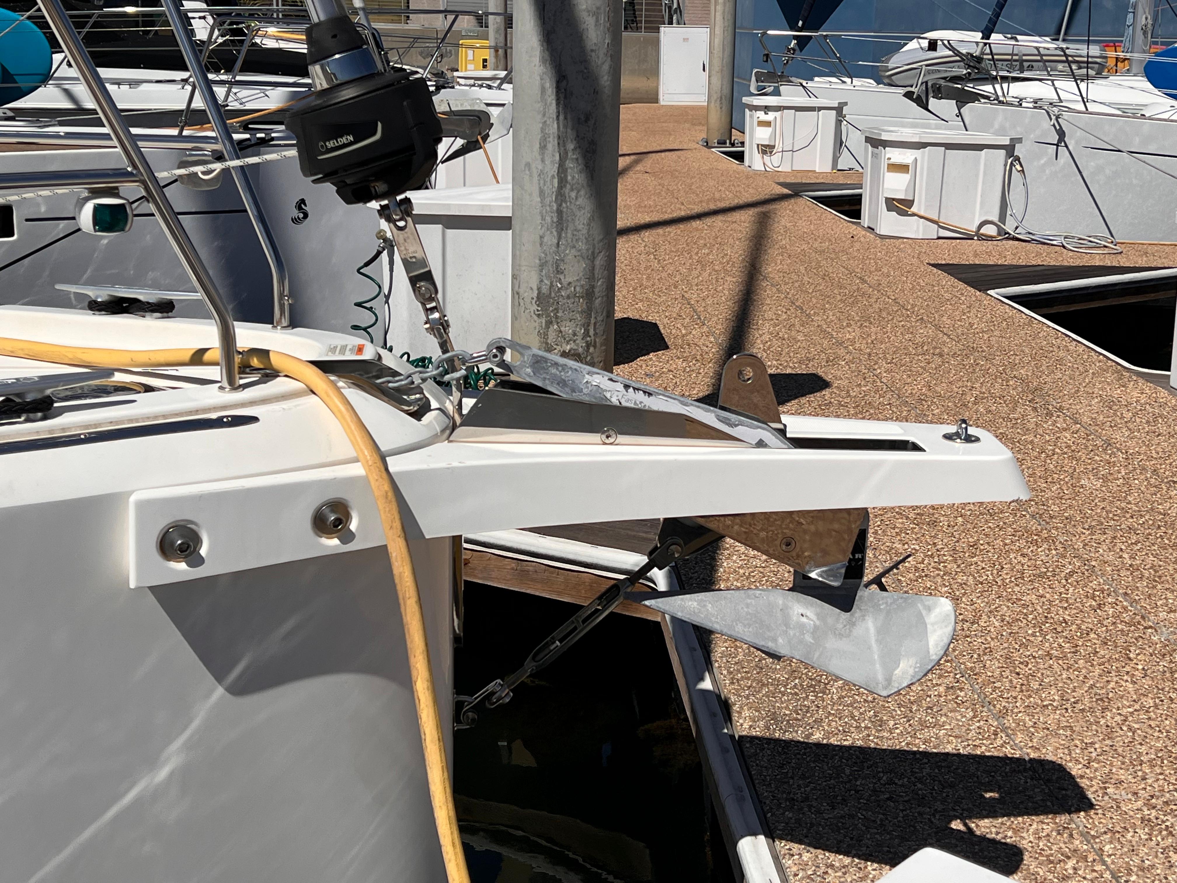 Image [12] of 2021 Bavaria C42