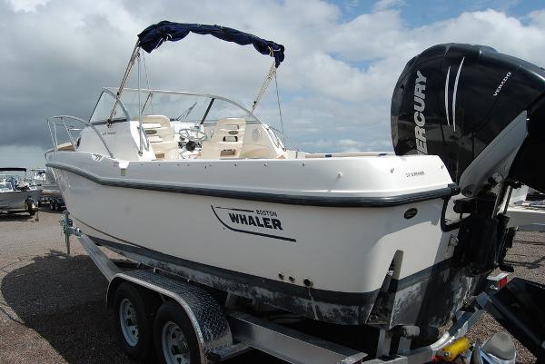 2010 Boston Whaler boat for sale, model of the boat is 235 Conquest & Image # 7 of 14