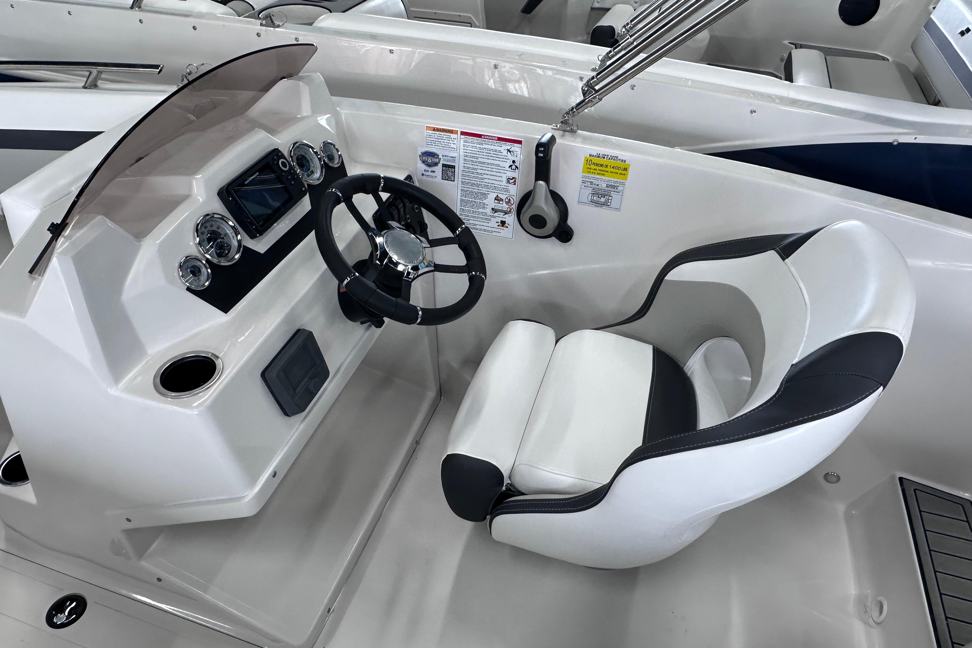 2026 Starcraft SVX 171 OB 14