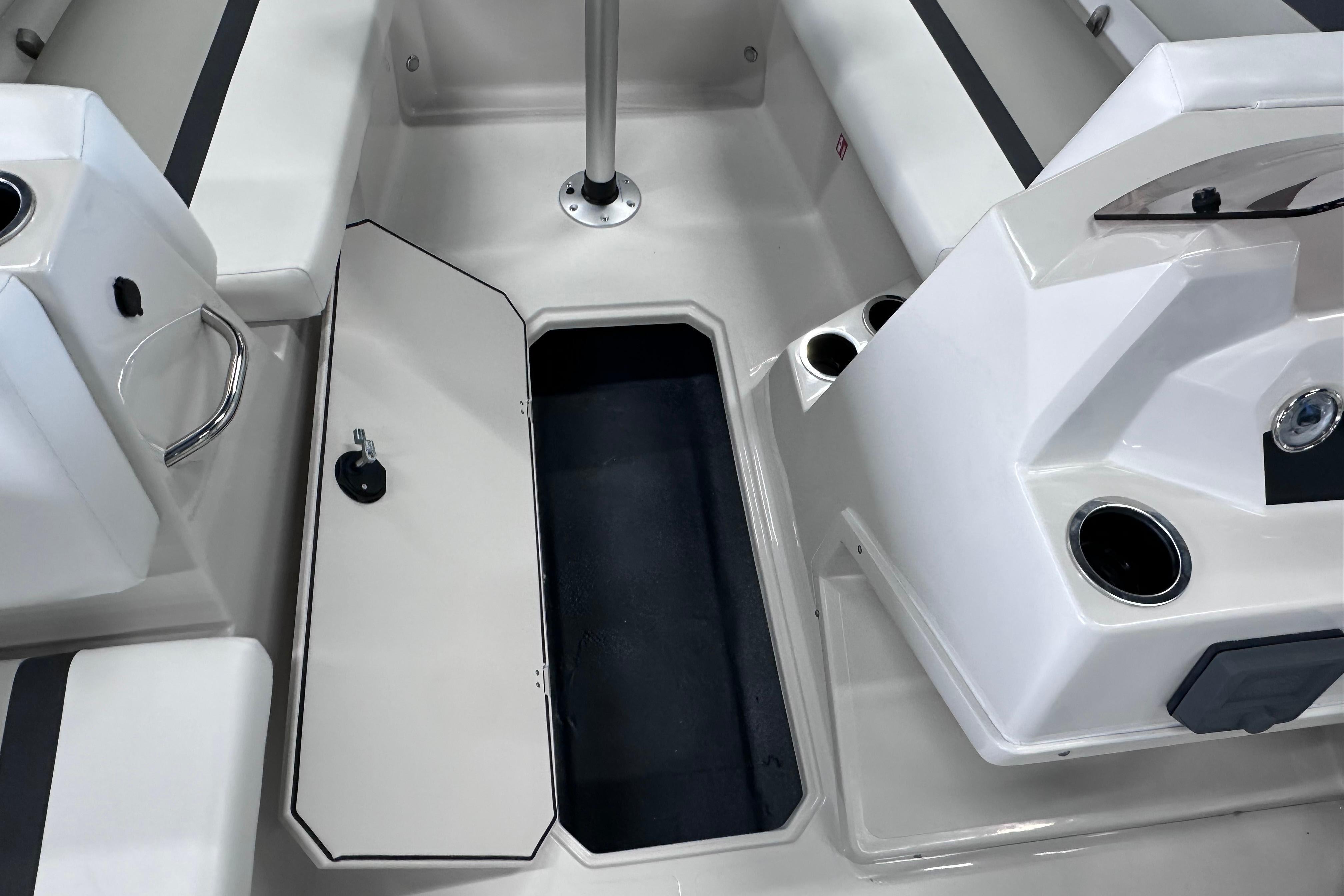 2026 Starcraft SVX 171 OB 20