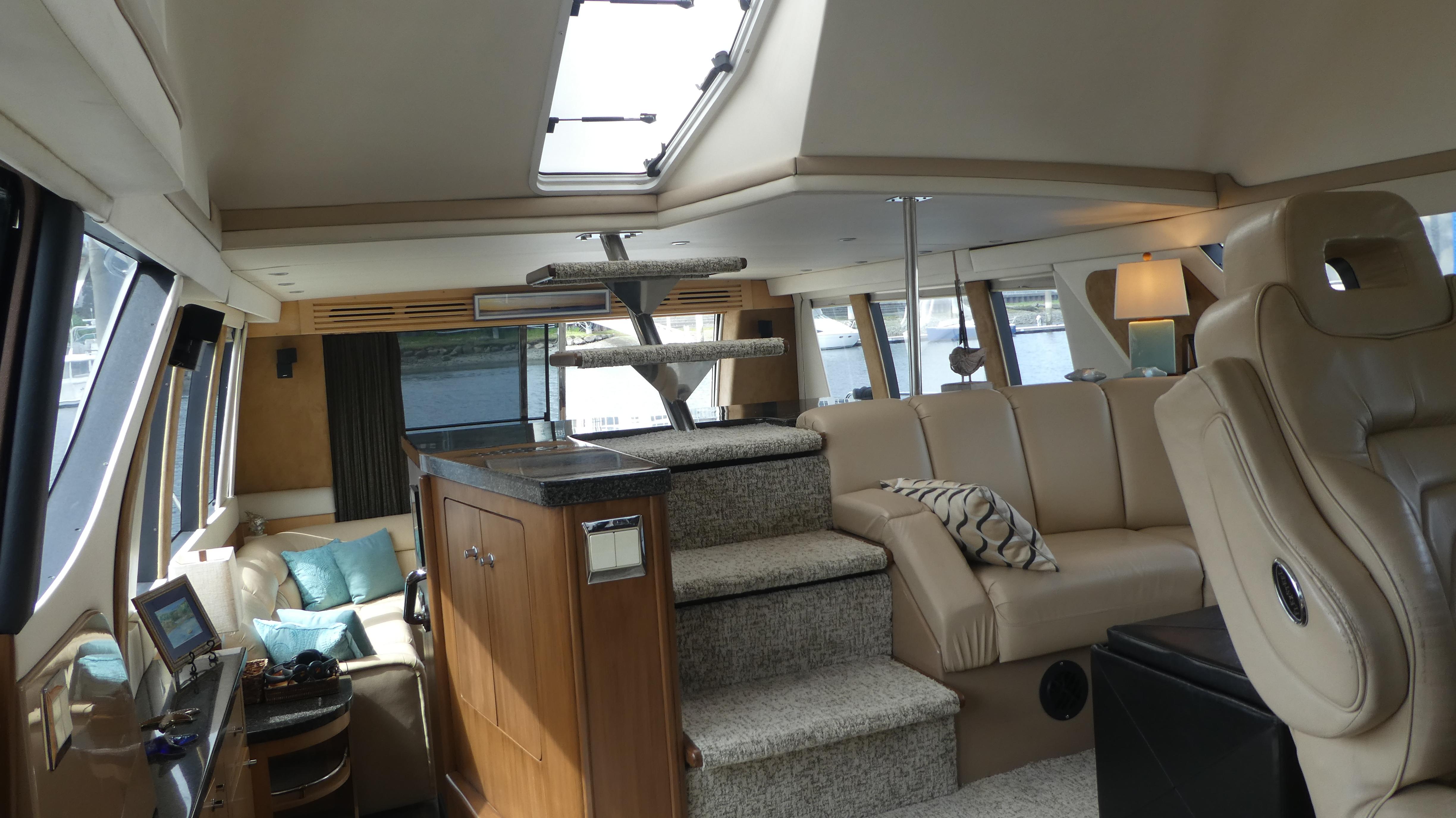 1998-carver-530-voyager-pilothouse-power-9756549-20250422123804530-1_XLARGE