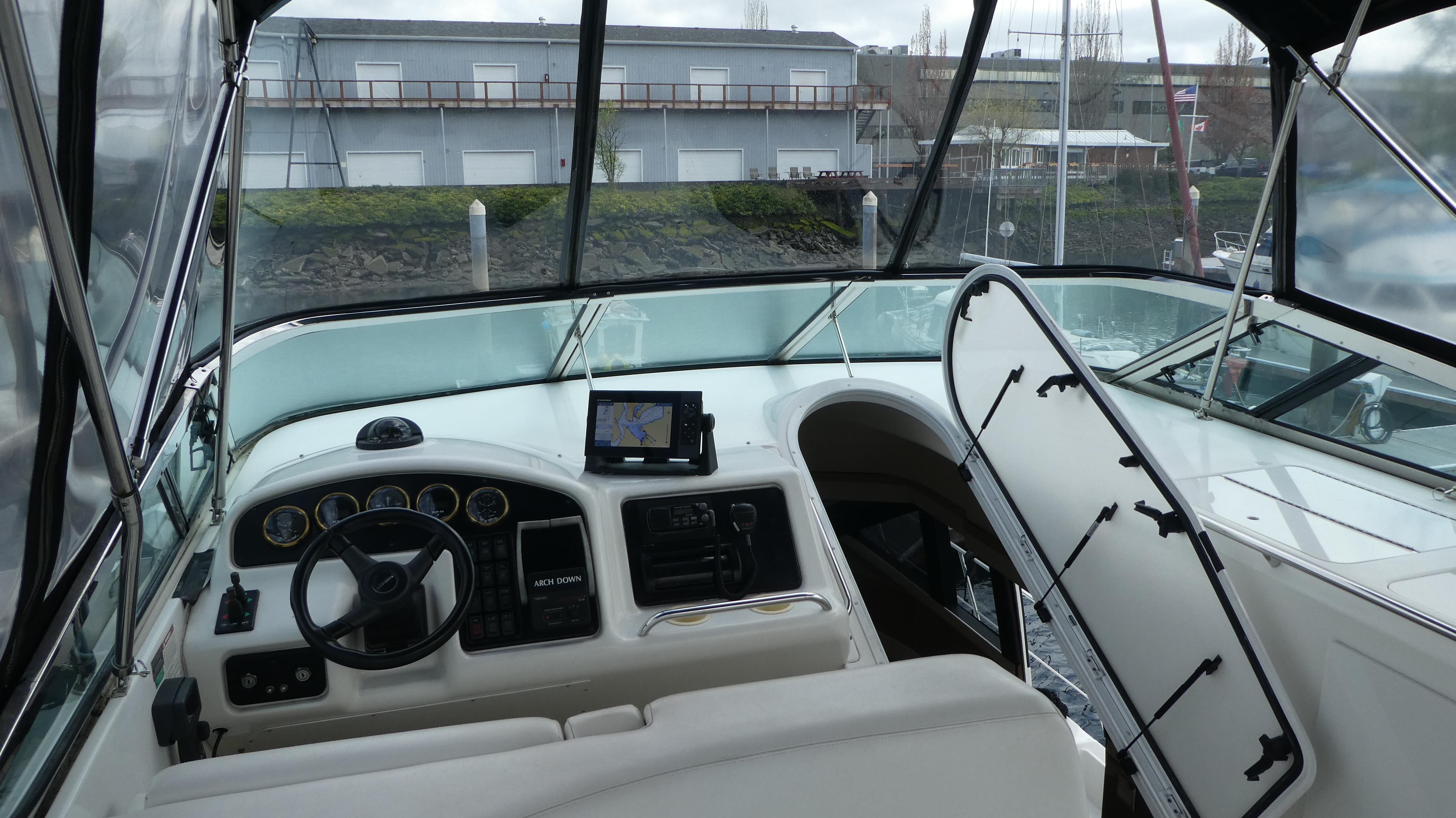 1998-carver-530-voyager-pilothouse-power-9756549-20250422123937097-1_XLARGE