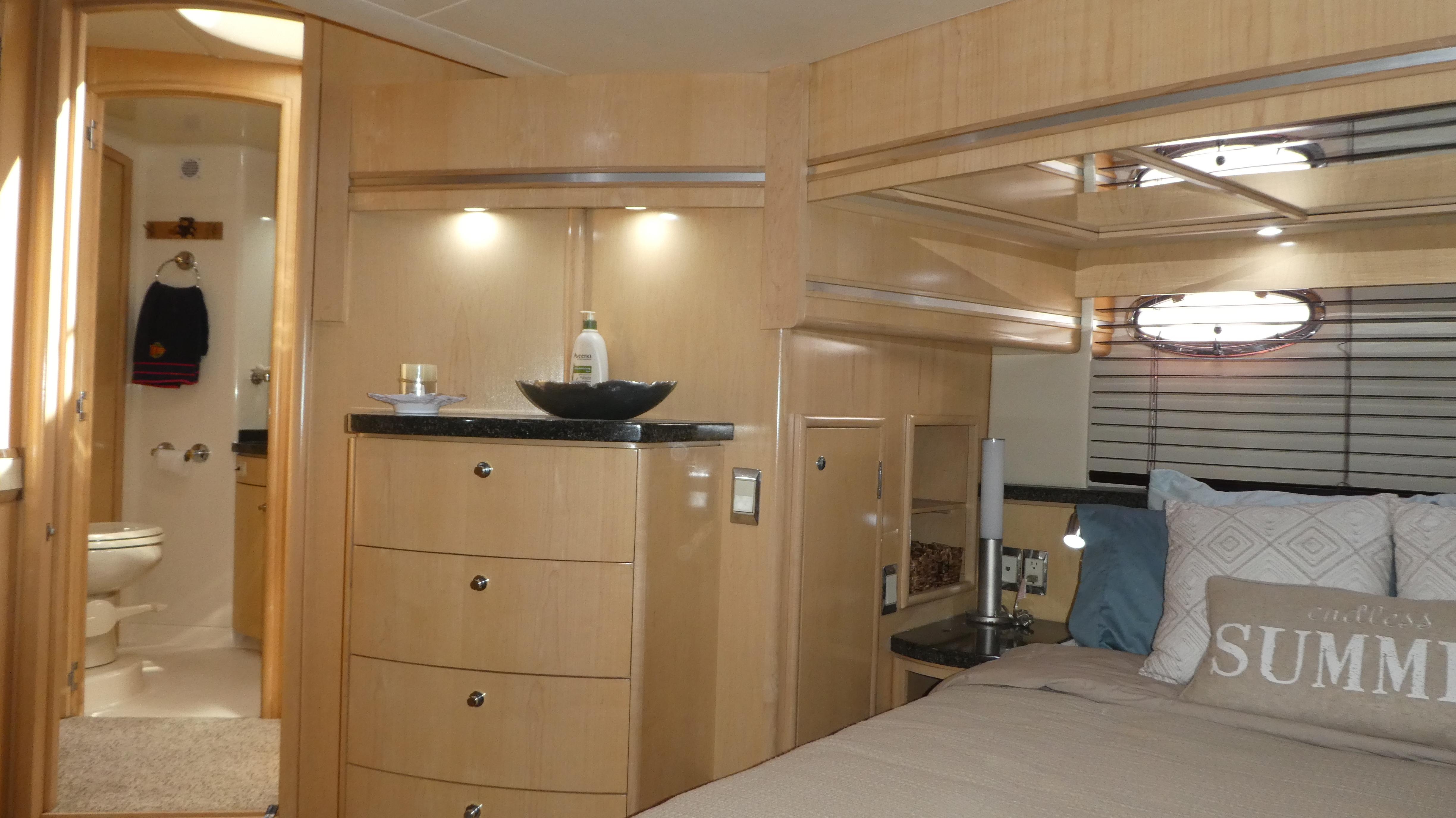 1998-carver-530-voyager-pilothouse-power-9756549-20250422125427818-1_XLARGE