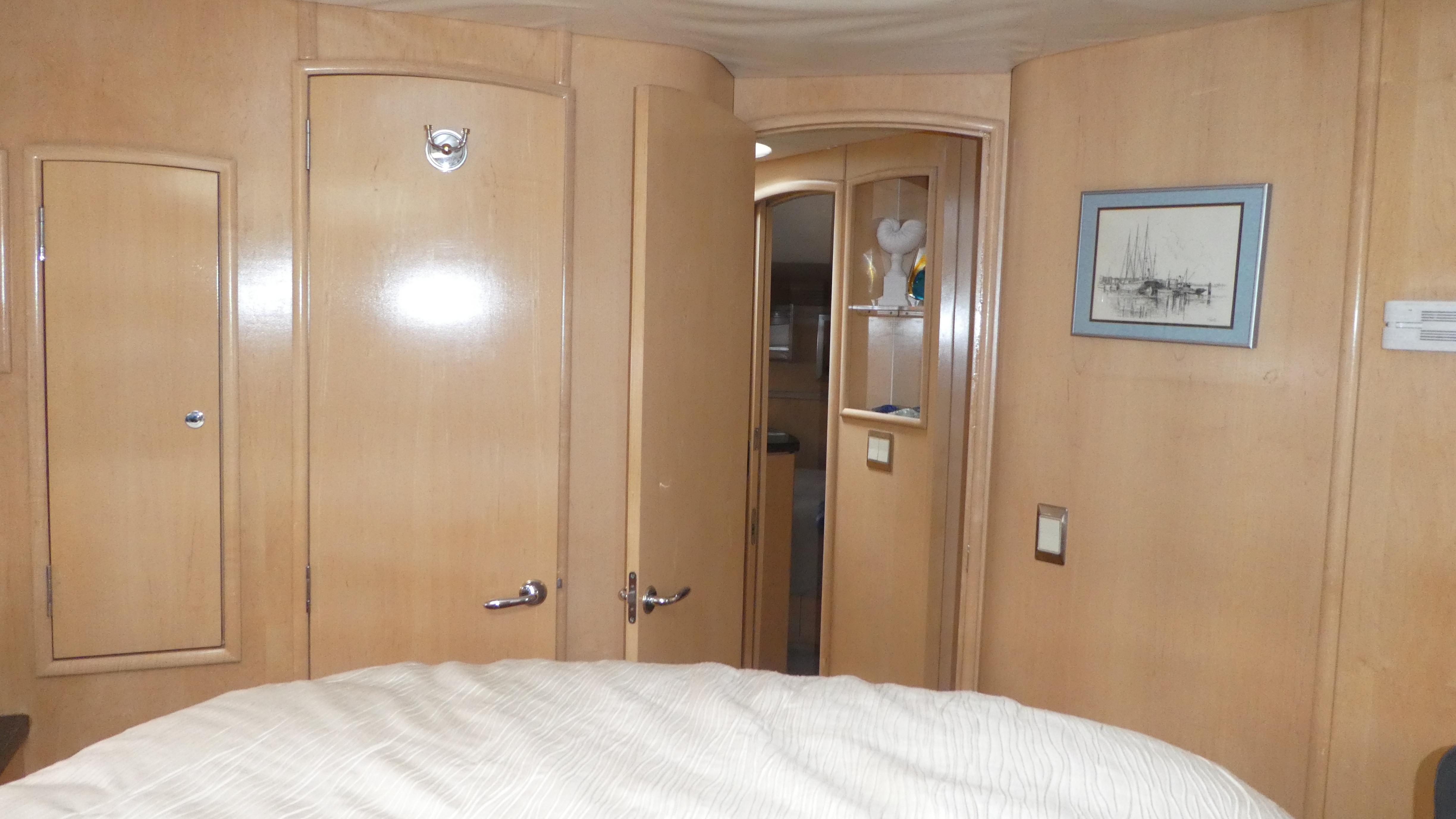 1998-carver-530-voyager-pilothouse-power-9756549-20250422125600023-1_XLARGE
