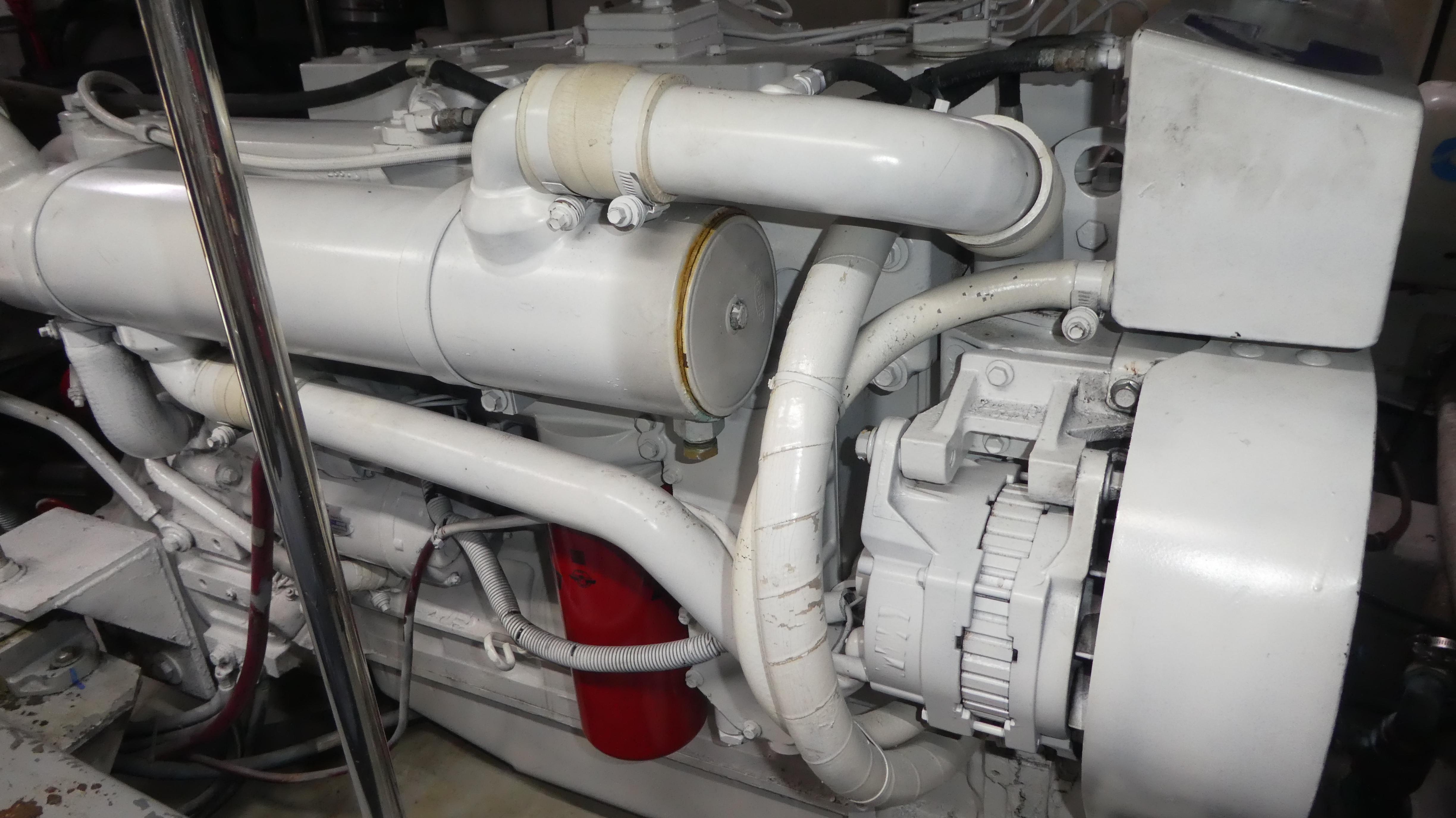 1998-carver-530-voyager-pilothouse-power-9756549-20250422132728041-1_XLARGE