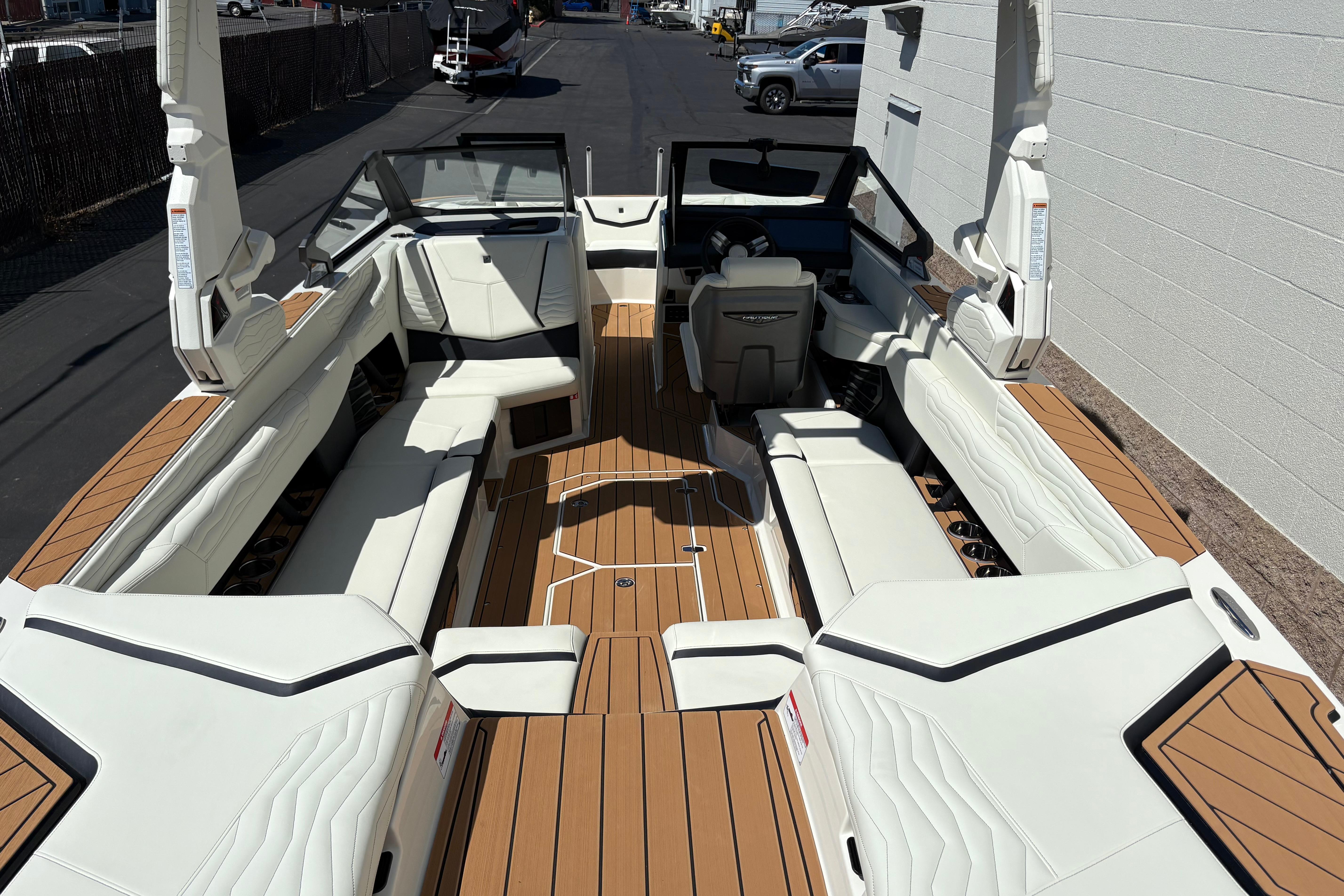 2026 Nautique Super Air Nautique G25 #N5024G inventory image at Sun Country Marine Group, San Jose-Campbell