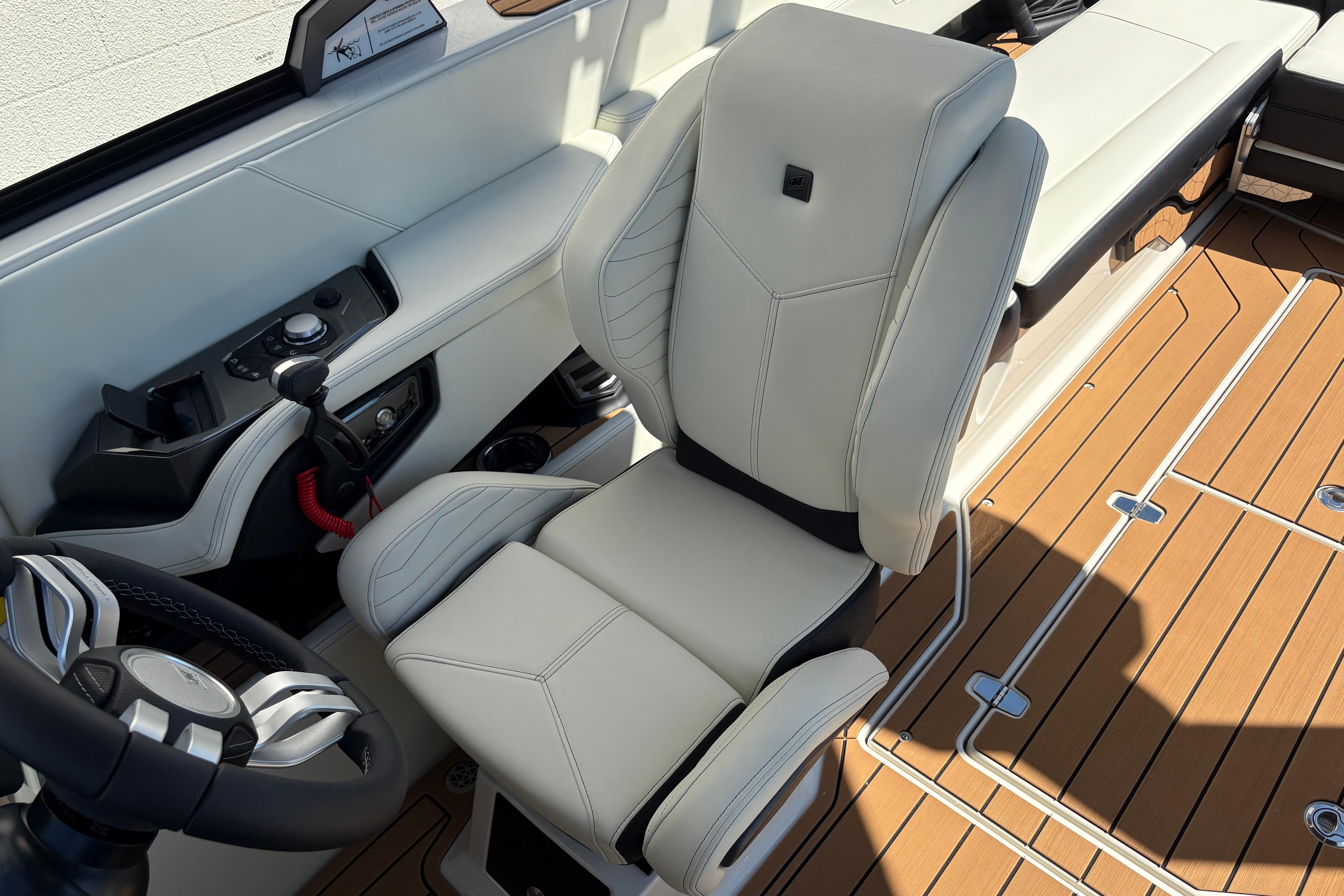 2026 Nautique Super Air Nautique G25 #N5024G inventory image at Sun Country Marine Group, San Jose-Campbell