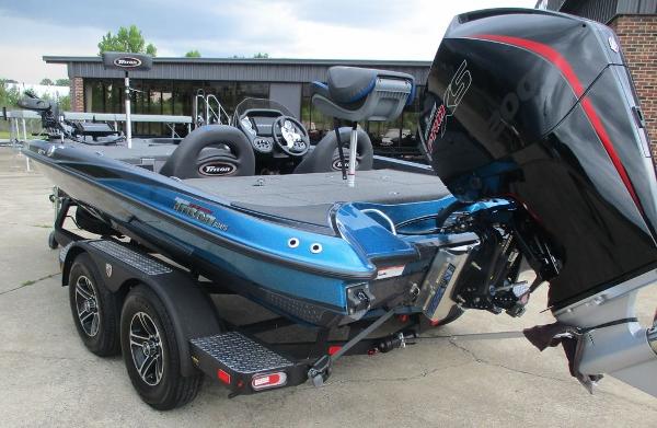 2021 Triton boat for sale, model of the boat is 18 TRX & Image # 16 of 17