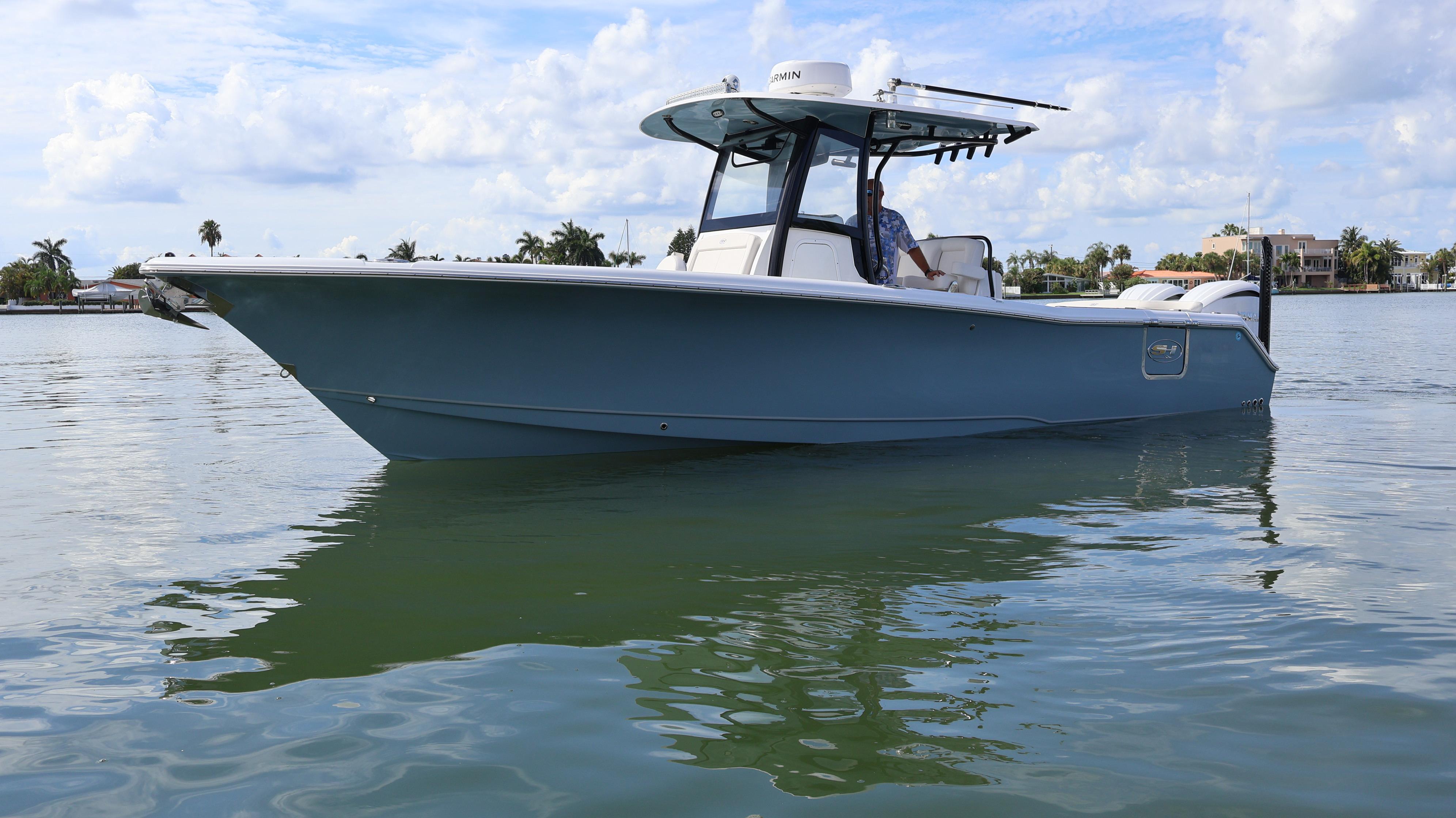 2023 Sea Hunt Ultra 305 SE