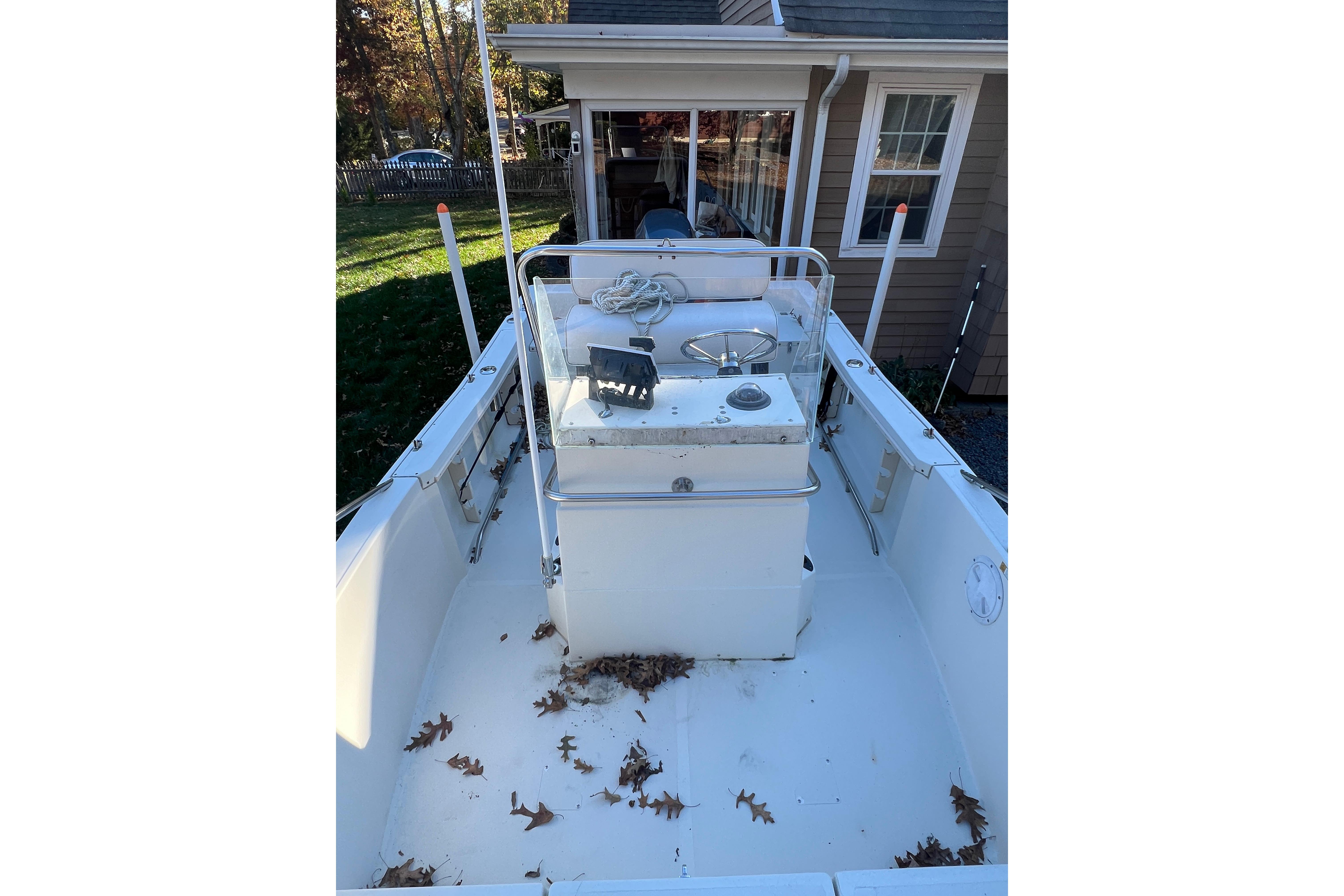 1994-stratos-1850-center-console-power-10036557-20251212080844693-3