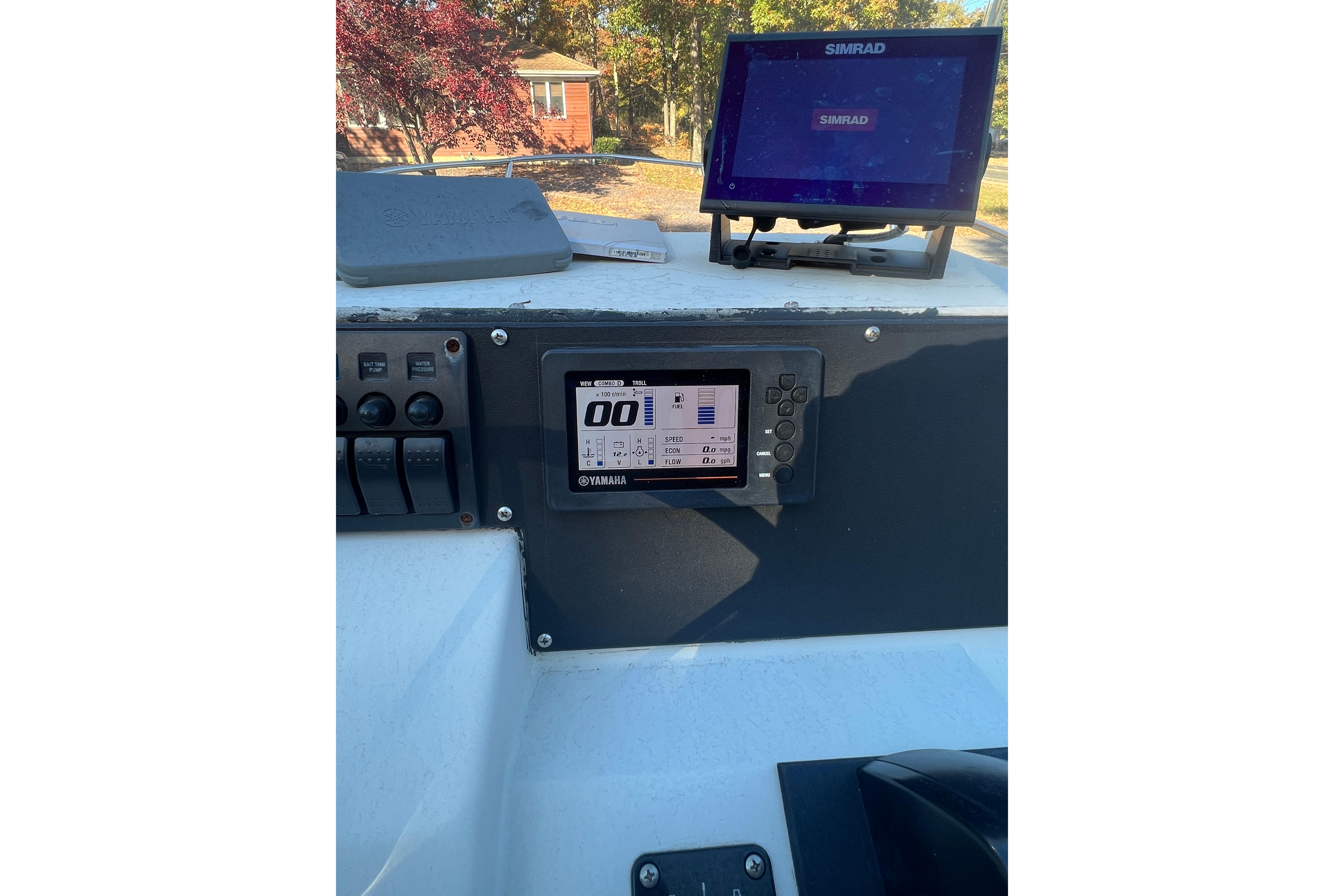 1994-stratos-1850-center-console-power-10036557-20251212080928237-1