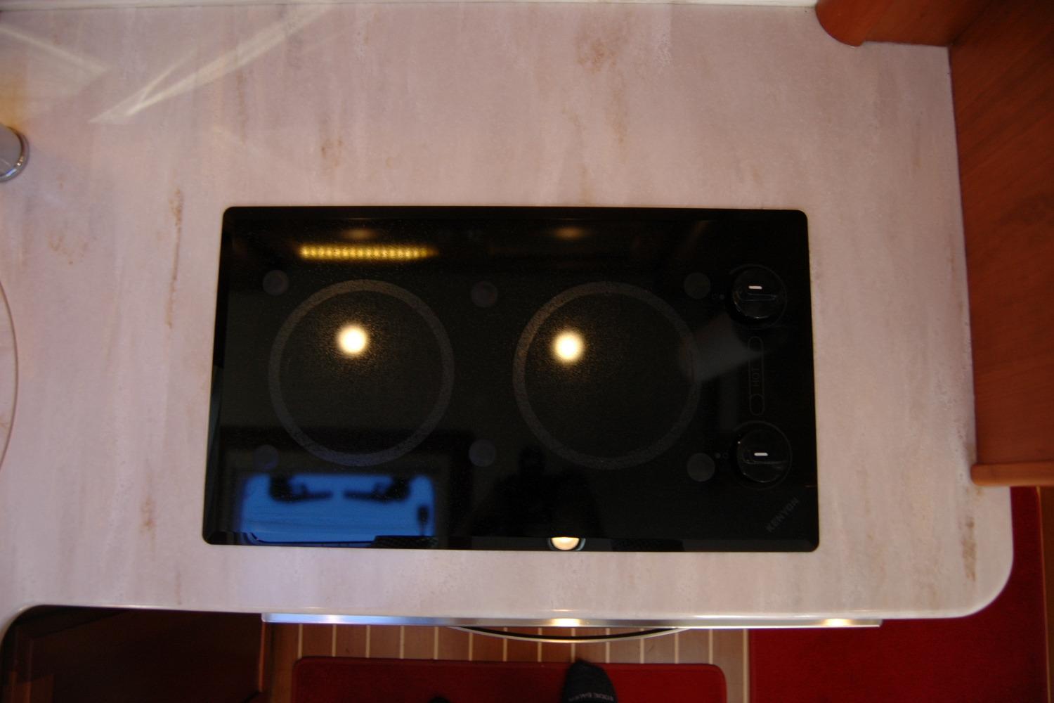 Stovetop in 2019 Sabre 38 Salon Express yacht kitchen.