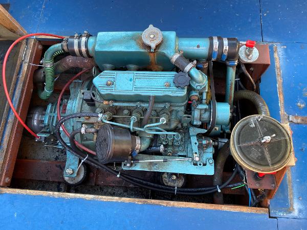 1992 Tender Steel Boat