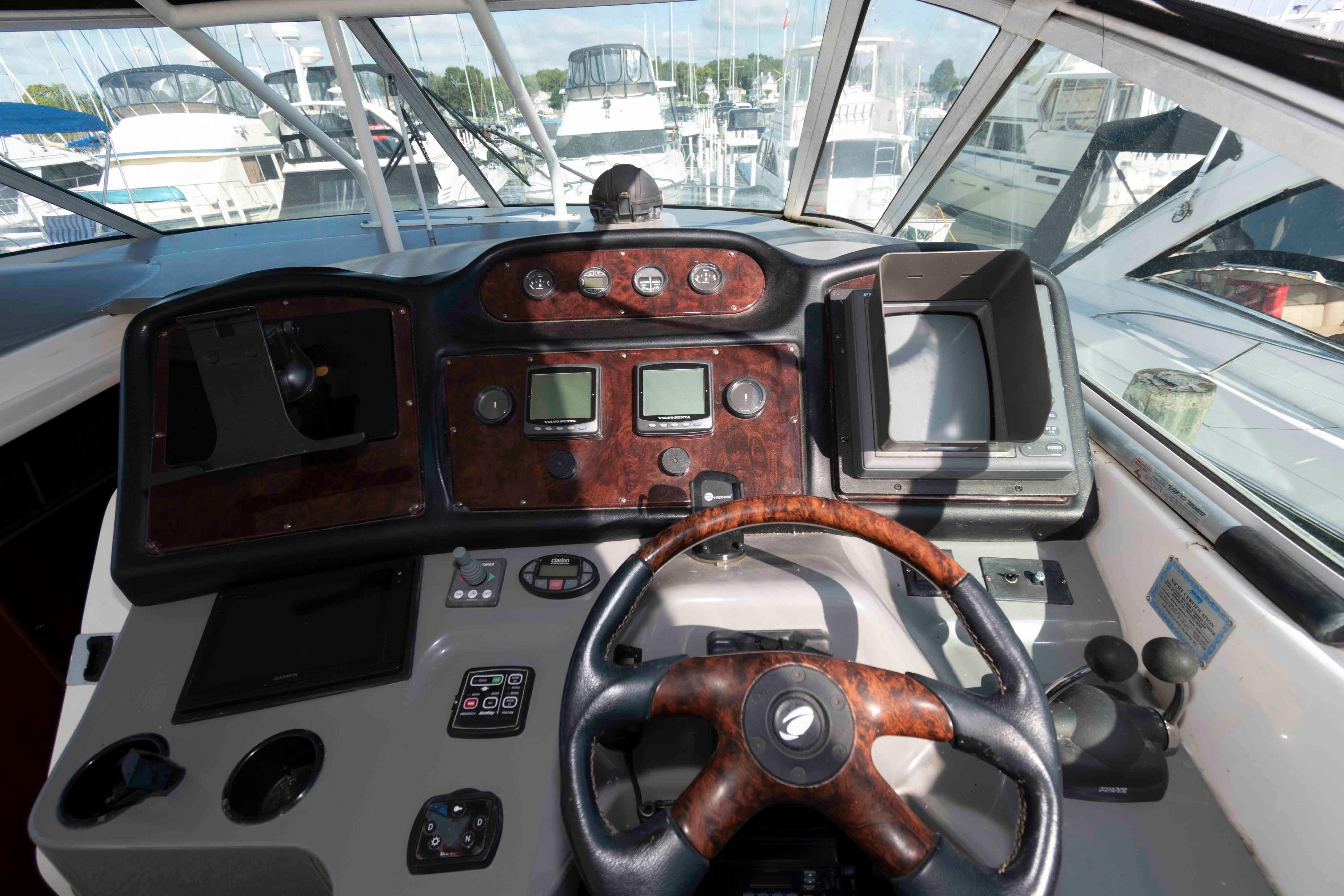 M 10347 RD Knot 10 Yacht Sales