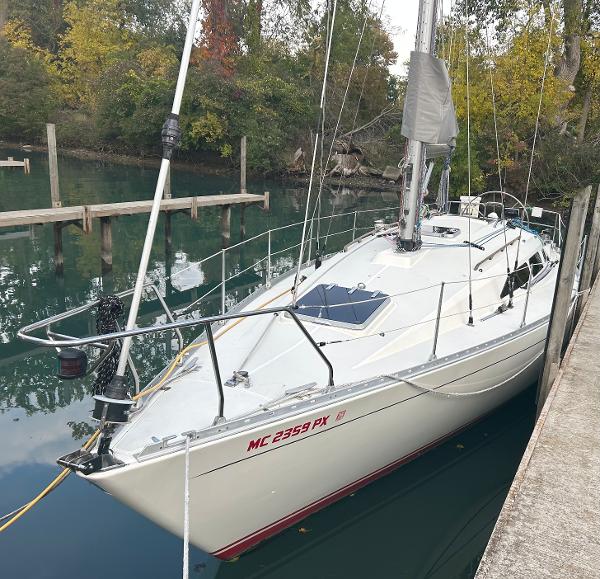 36' Sigma, Listing Number 100916274, - Photo No. 3