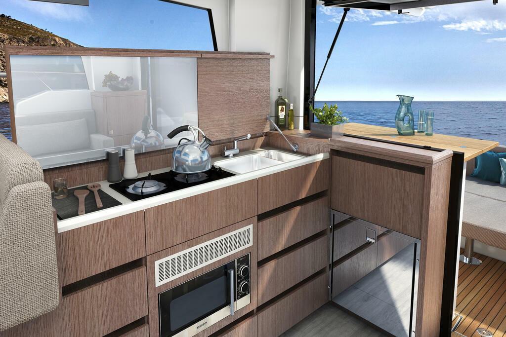 2022 Sealine C335