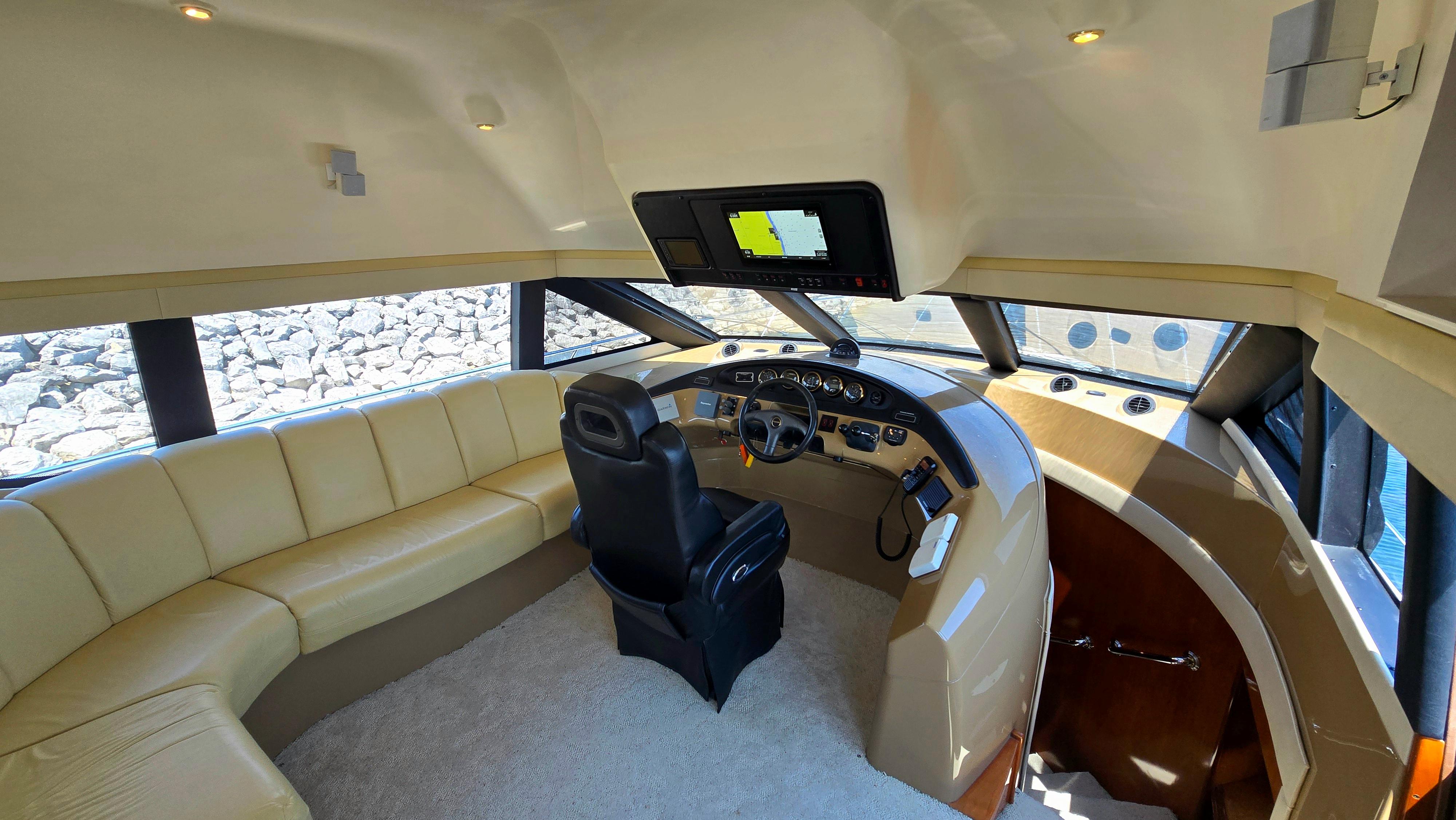 2004-carver-570-voyager-pilothouse-power-9836507-982256127-0-120620250611-1