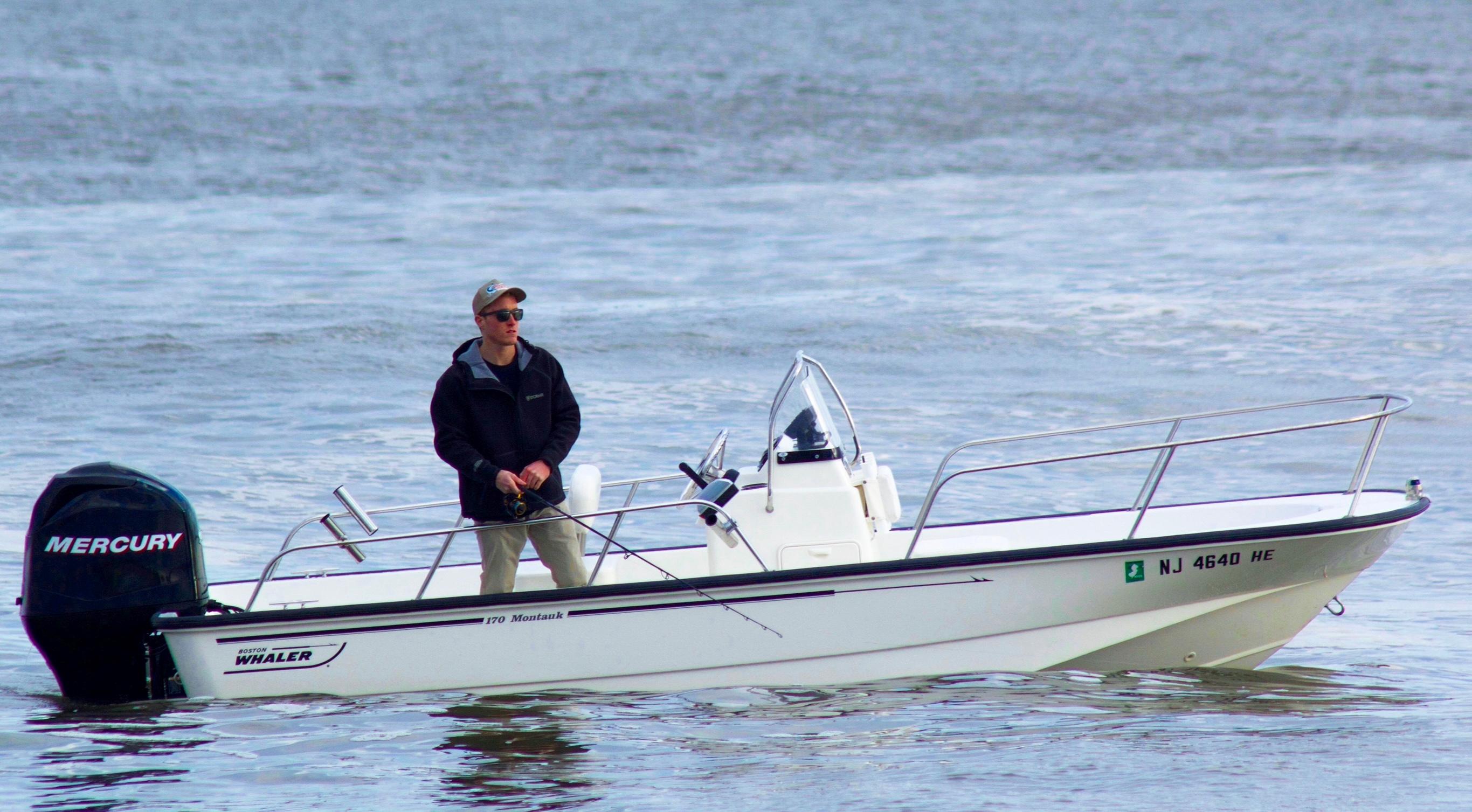 2011 Boston Whaler 170 Montauk
