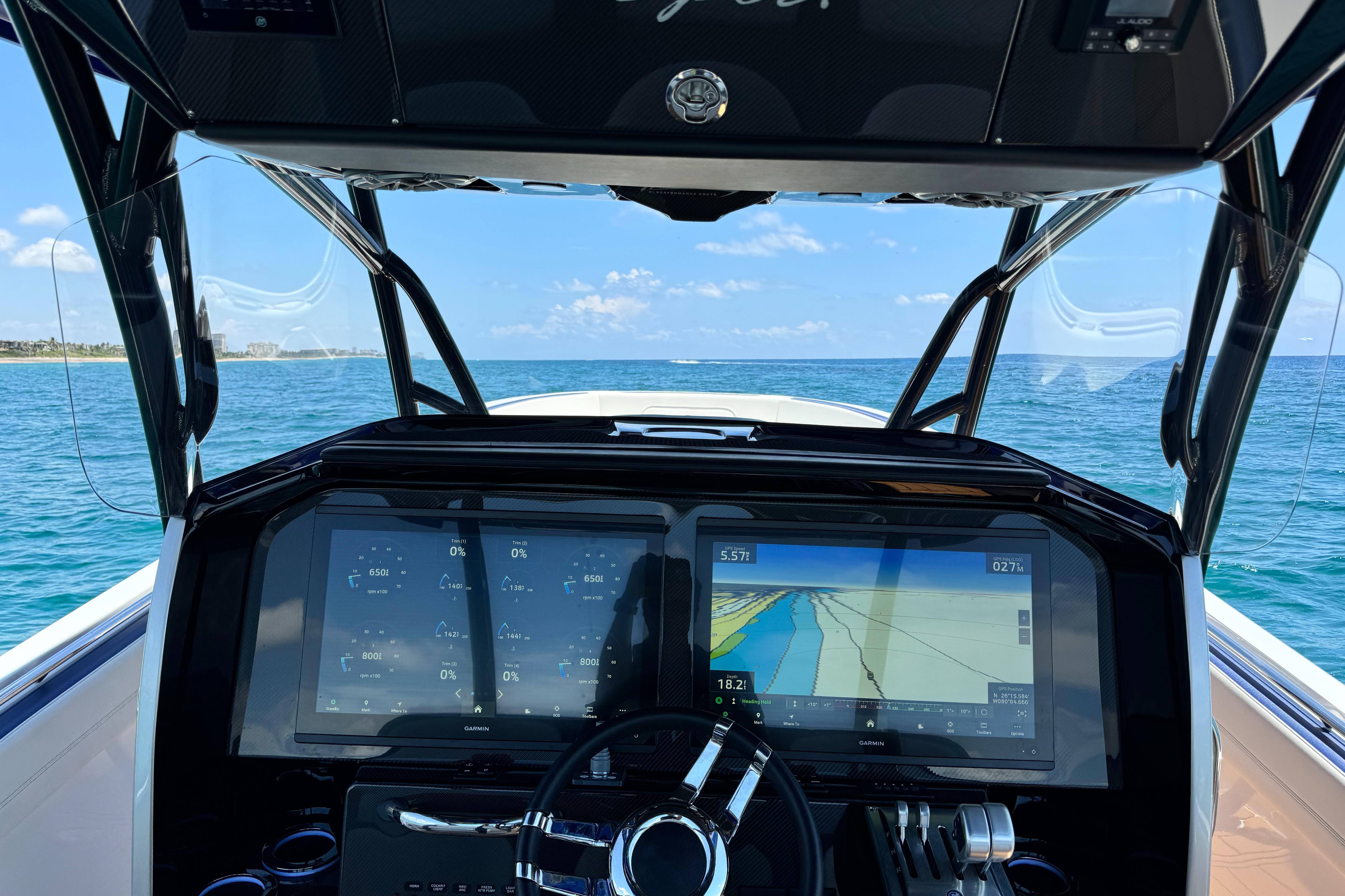 2024 Nor-Tech 390 Sport Center Console