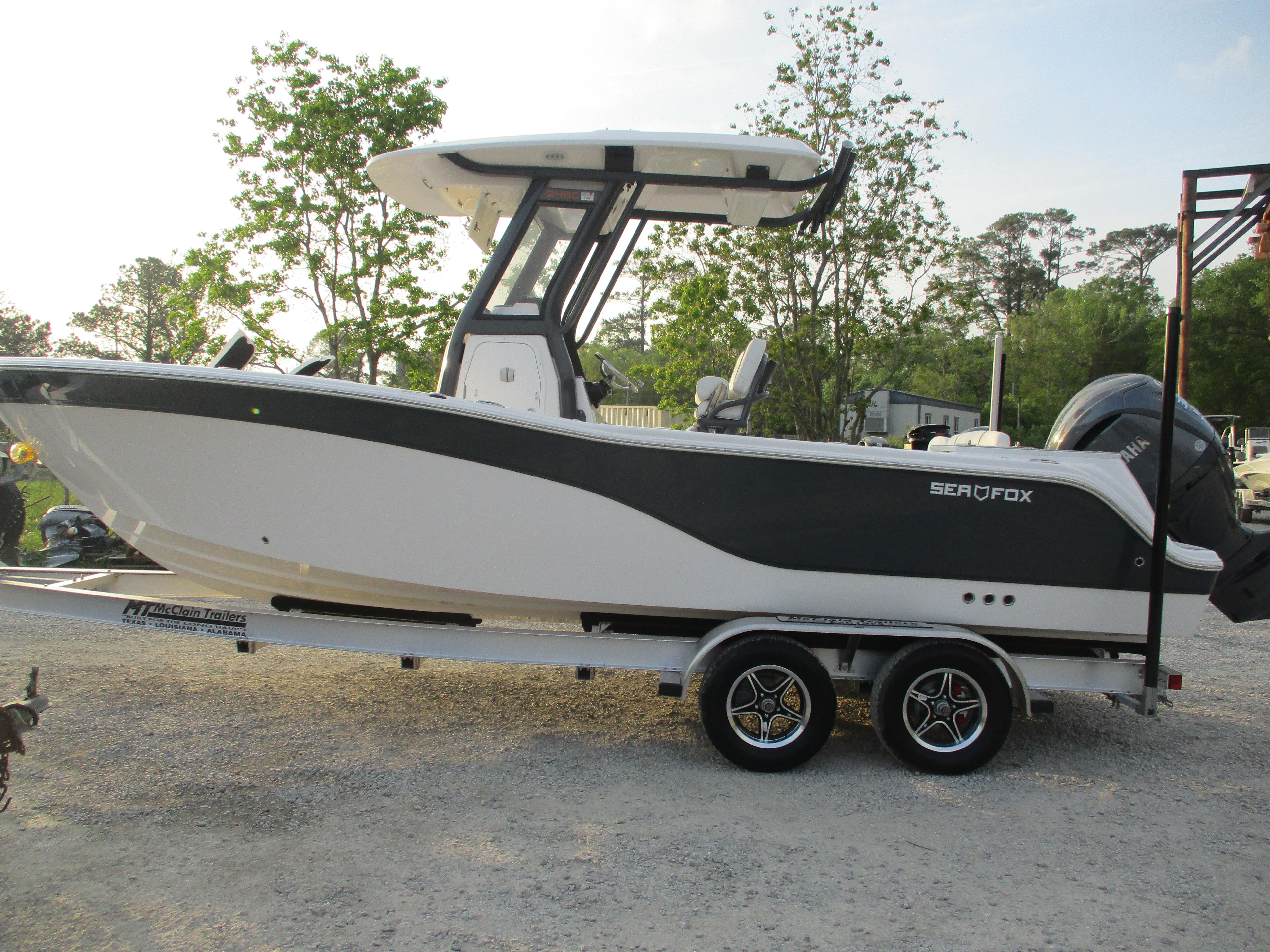 2025 Sea Fox 248 Commander