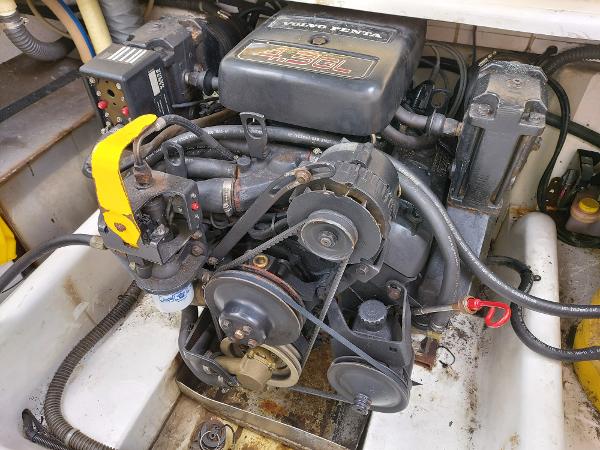 1999 Sealine S24