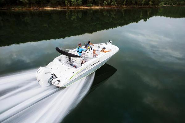 2021 Tahoe boat for sale, model of the boat is 2150 CC & Image # 14 of 104