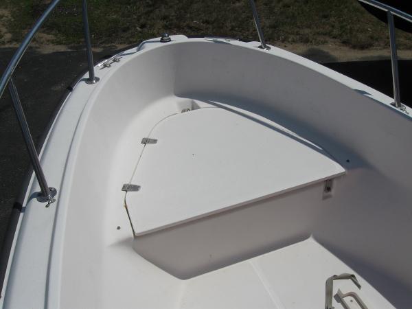 17' Boston Whaler, Listing Number 100891930, - Photo No. 11