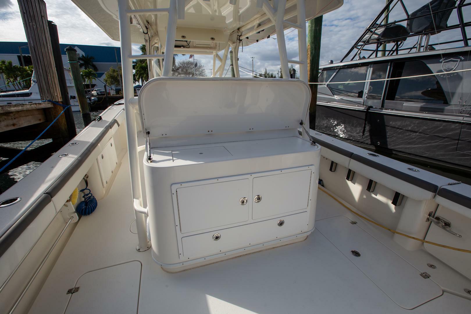 2015-yellowfin-39-offshore-power-9866590-20250709101237632-1
