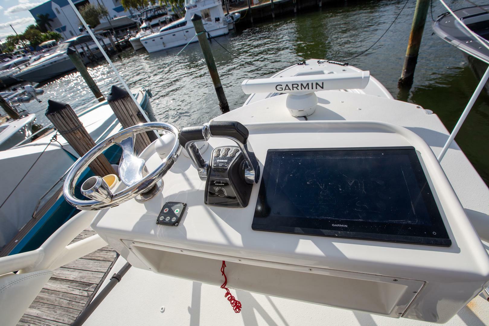 2015-yellowfin-39-offshore-power-9866590-20250709101246688-1