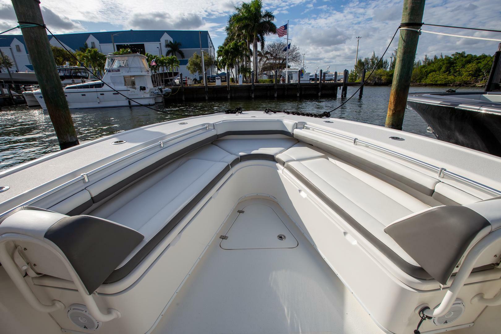 2015-yellowfin-39-offshore-power-9866590-20250709101250789-1