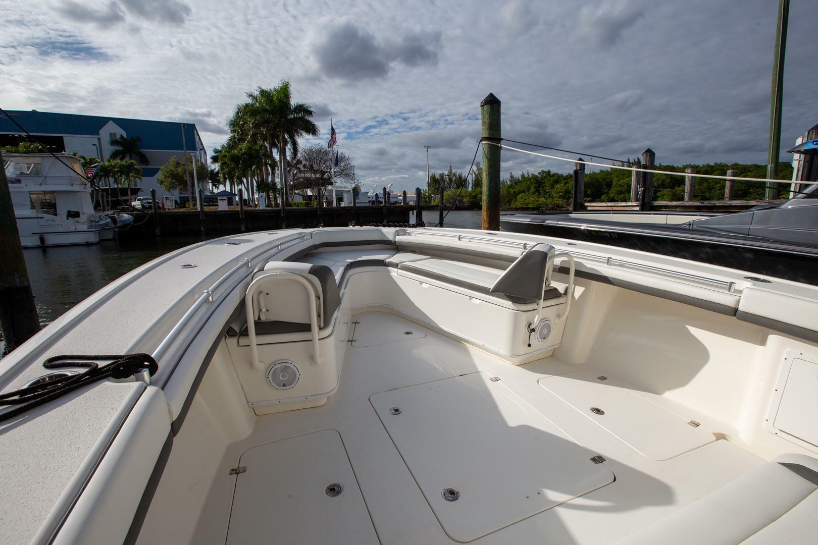 2015-yellowfin-39-offshore-power-9866590-20250709101251653-1