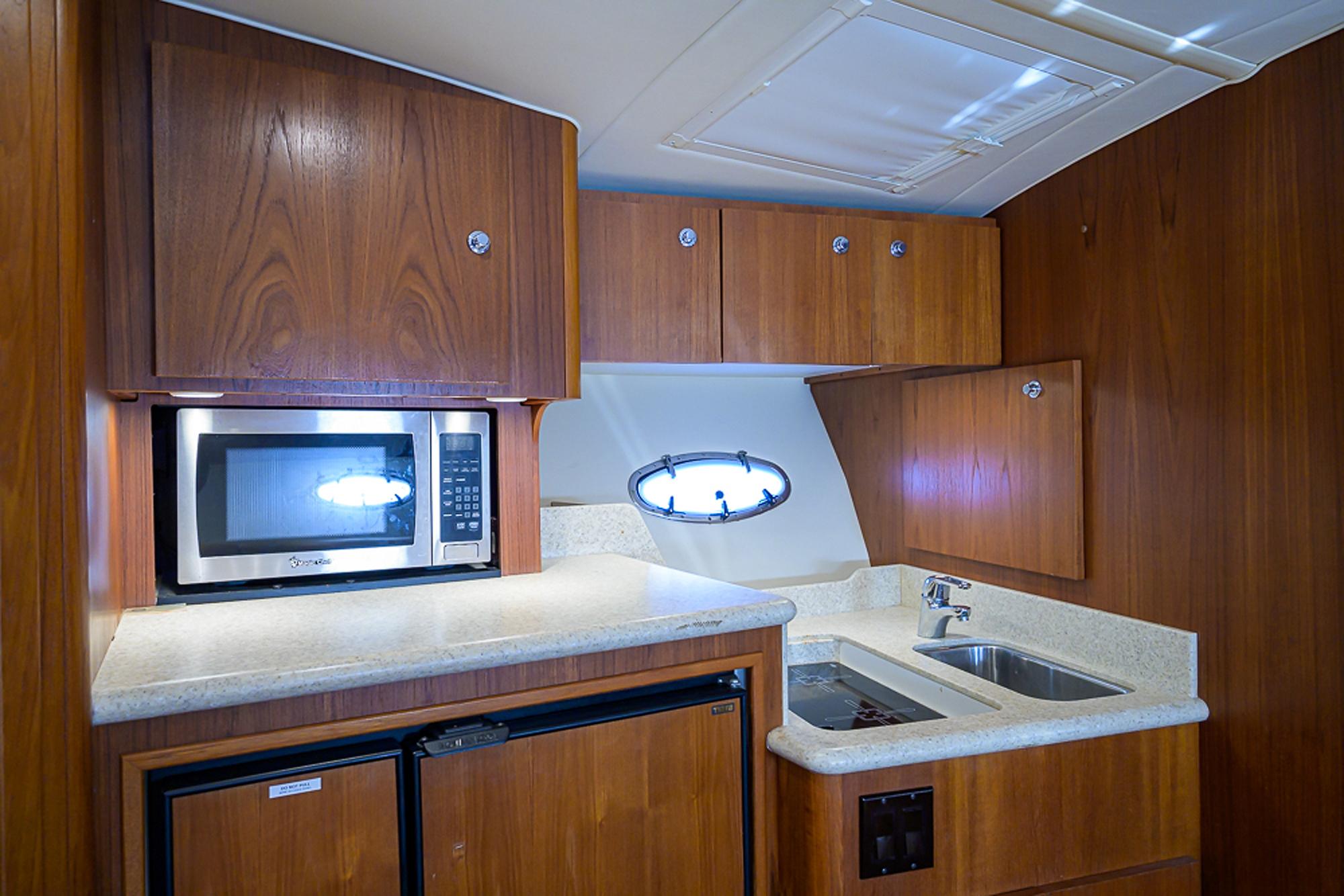 Tiara Yachts 35 Dorado - Interior photo of galley