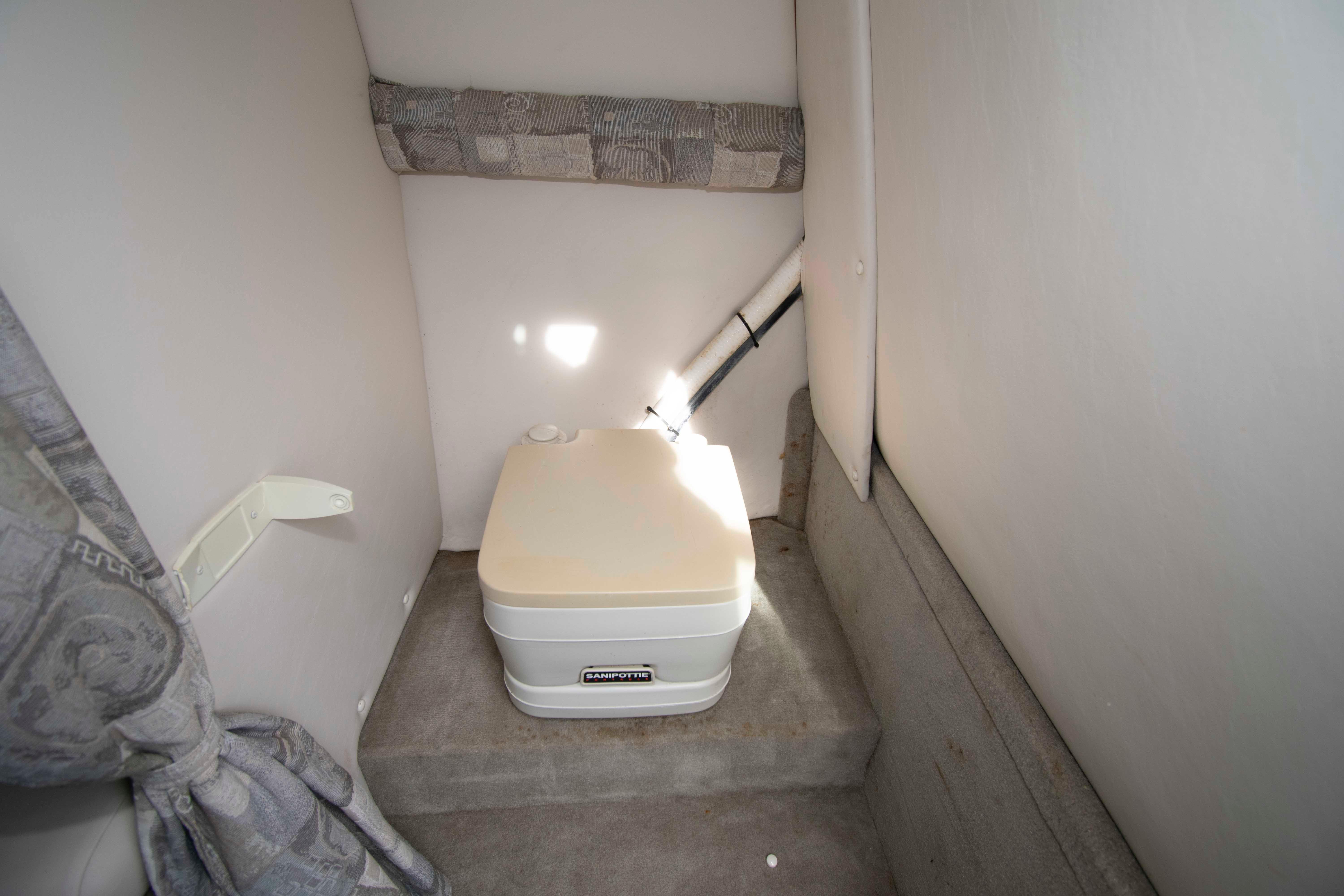 M 10435 WT Knot 10 Yacht Sales M 10435 WT Knot 10 Yacht Sales