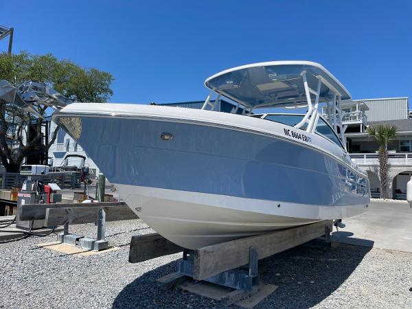24' Robalo, Listing Number 100914093, - Photo No. 1