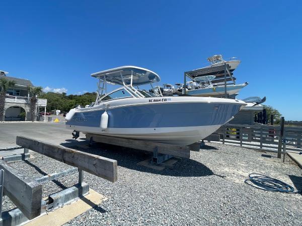 24' Robalo, Listing Number 100914093, - Photo No. 2