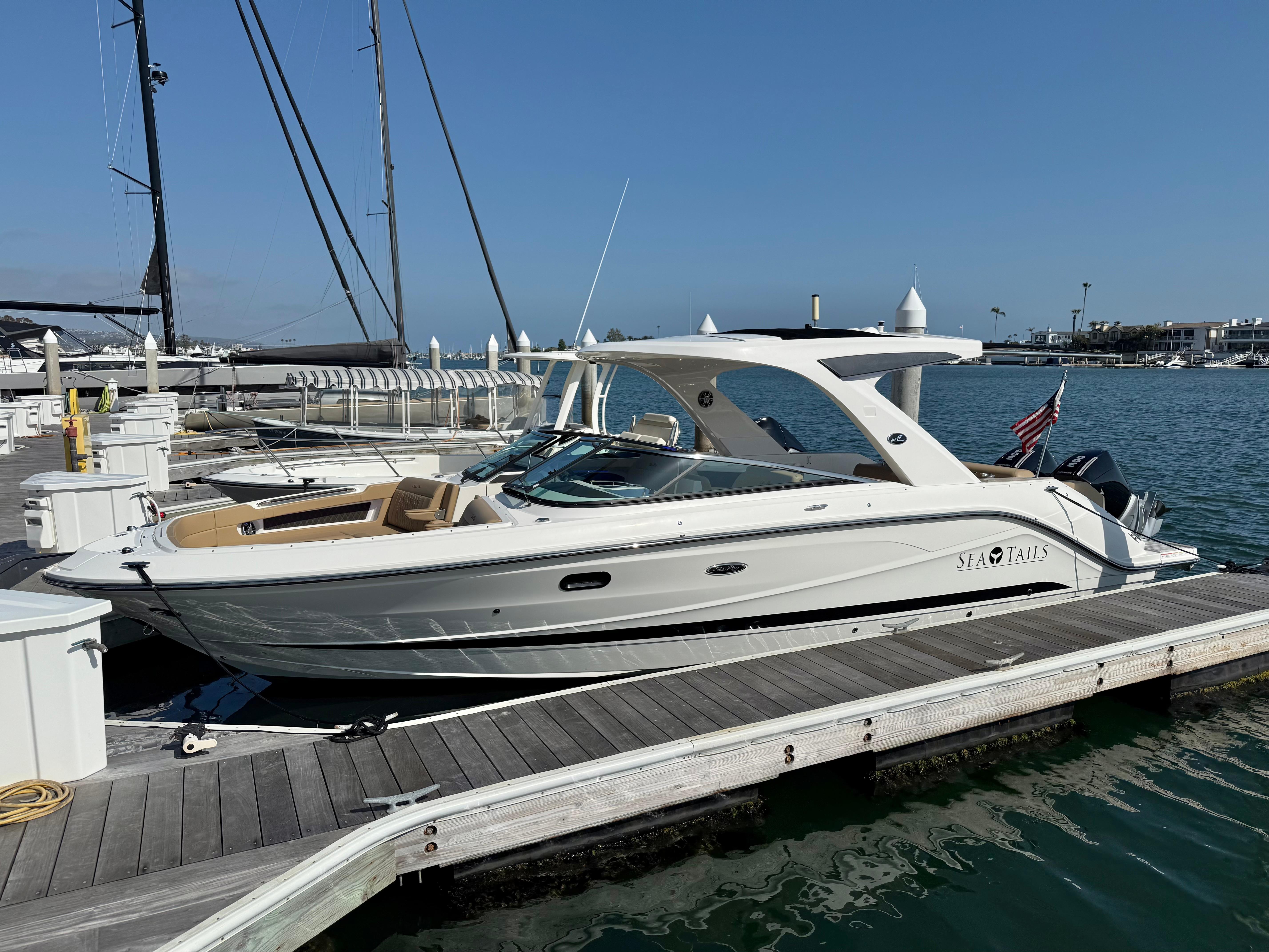 2022 Sea Ray SLX 310 Outboard #TBMB1439LLC inventory image at Sun Country Marine Group, Newport Beach 2022 Sea Ray SLX 310 Outboard #TBMB1439LLC inventory image at Sun Country Marine Group, Newport Beach