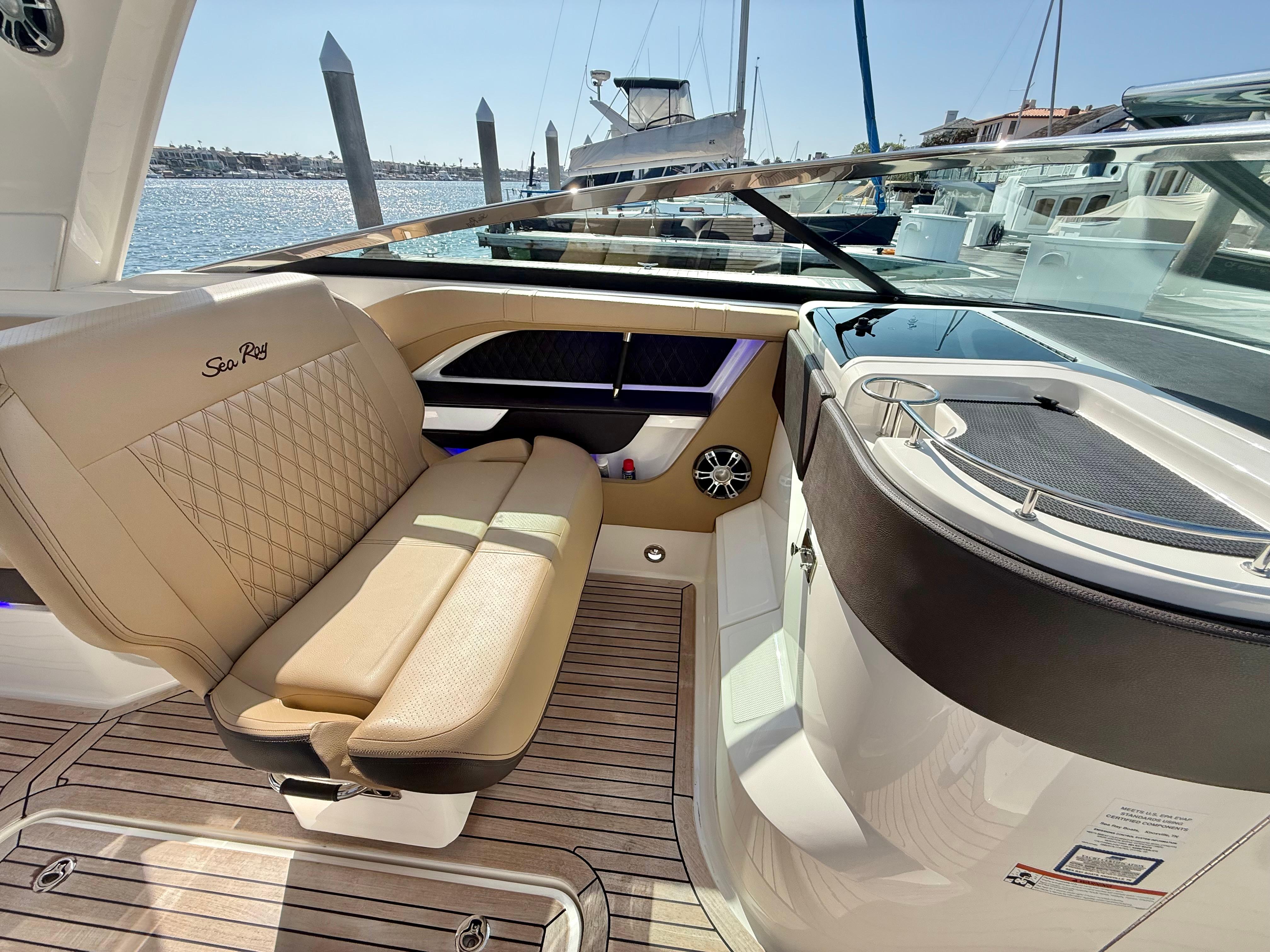 2022 Sea Ray SLX 310 Outboard #TBMB1439LLC inventory image at Sun Country Marine Group, Newport Beach 2022 Sea Ray SLX 310 Outboard #TBMB1439LLC inventory image at Sun Country Marine Group, Newport Beach