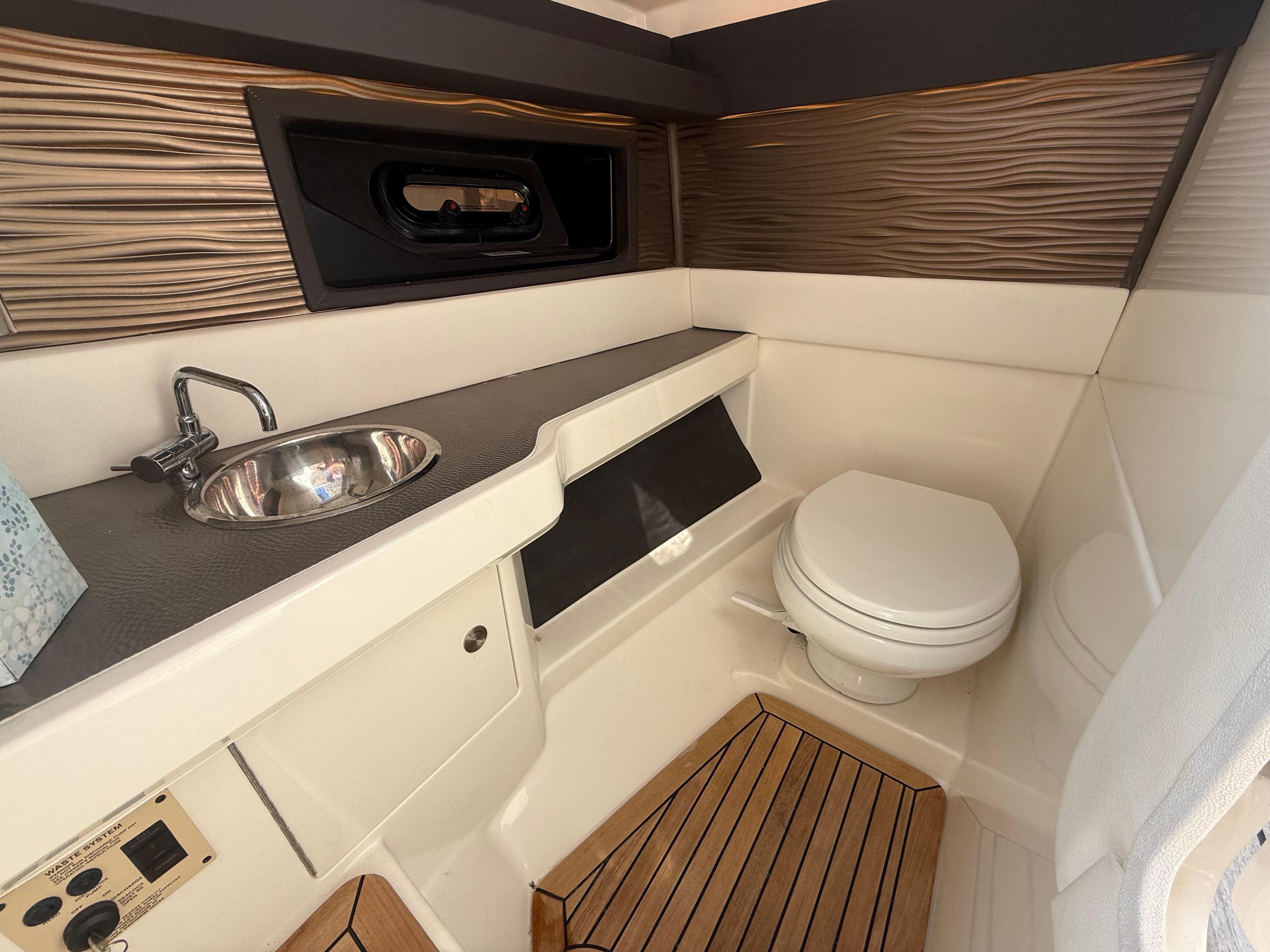 2022 Sea Ray SLX 310 Outboard #TBMB1439LLC inventory image at Sun Country Marine Group, Newport Beach 2022 Sea Ray SLX 310 Outboard #TBMB1439LLC inventory image at Sun Country Marine Group, Newport Beach