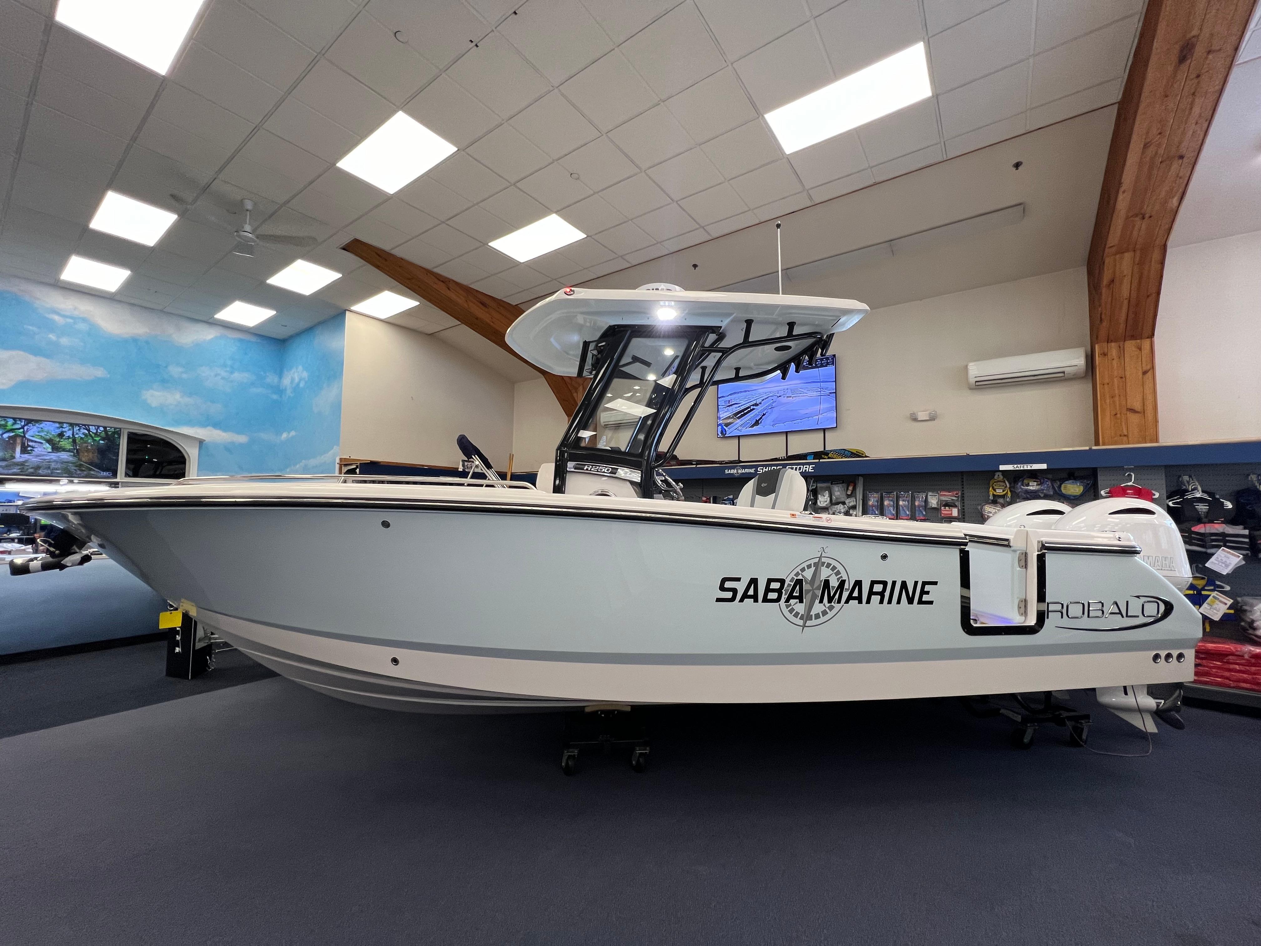 2023-robalo-r250-center-console-power-9846616-20250620105000859-1