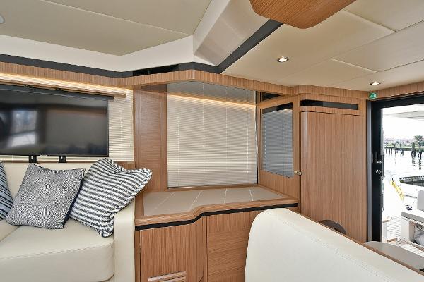 50' Absolute, Listing Number 100901985, - Photo No. 29